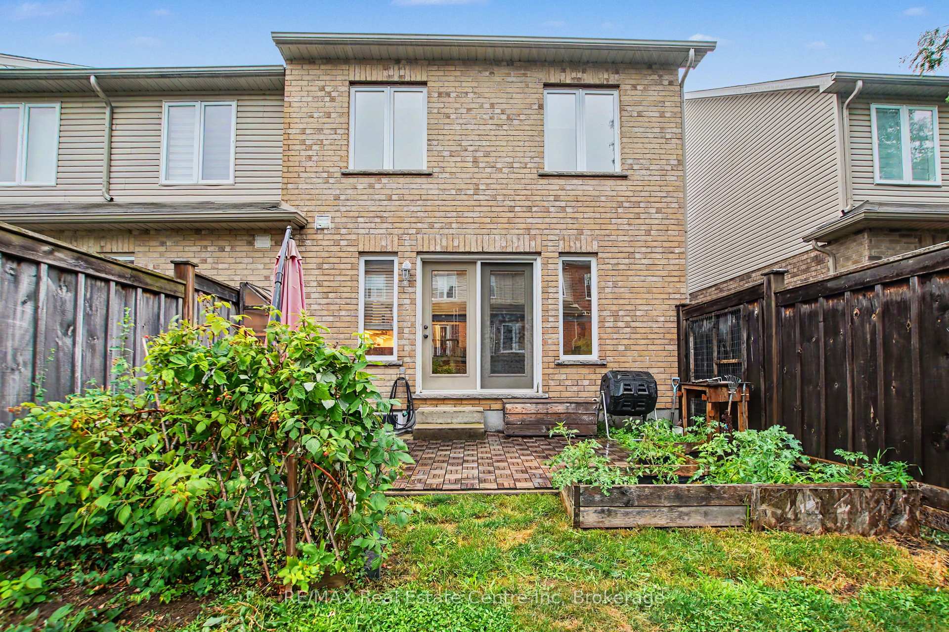 Photo 26 of Unit 15, 167 Arkell Road, Guelph, Kortright East — HOMEH