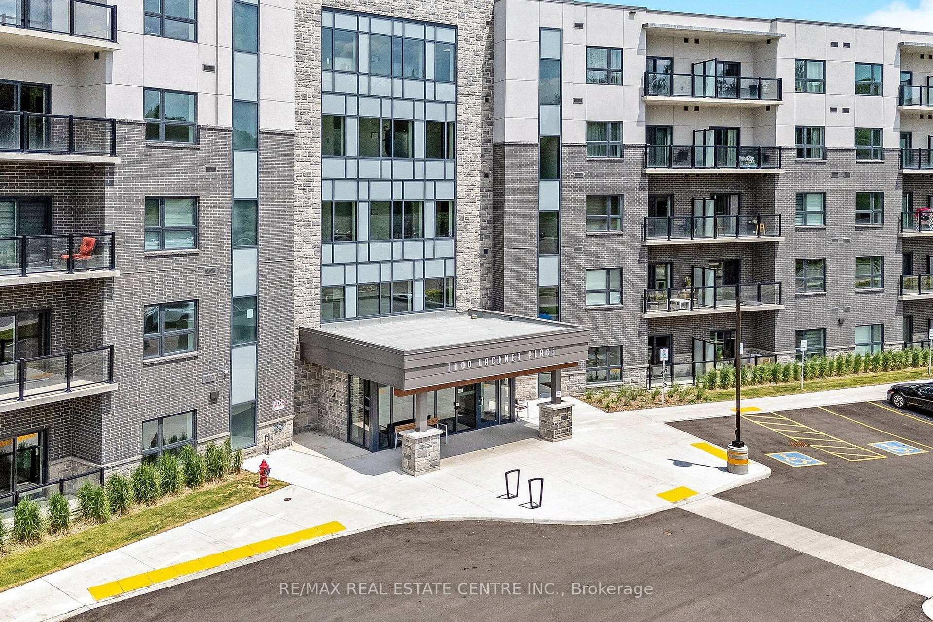 Photo 3 of Unit 517, 1100 Lackner Place, Kitchener, Grand River North — HOMEH