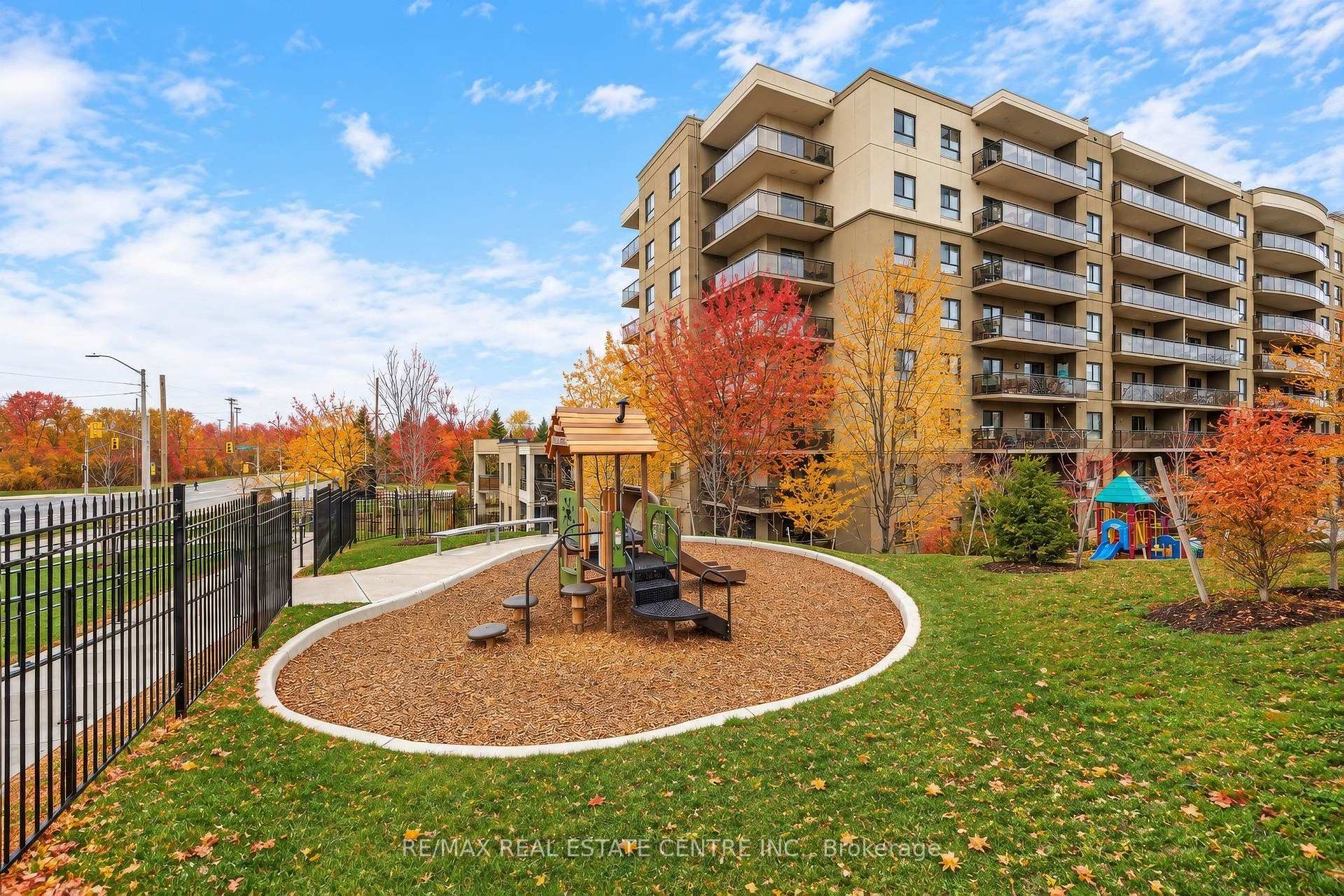 Photo 24 of Unit 517, 1100 Lackner Place, Kitchener, Grand River North — HOMEH