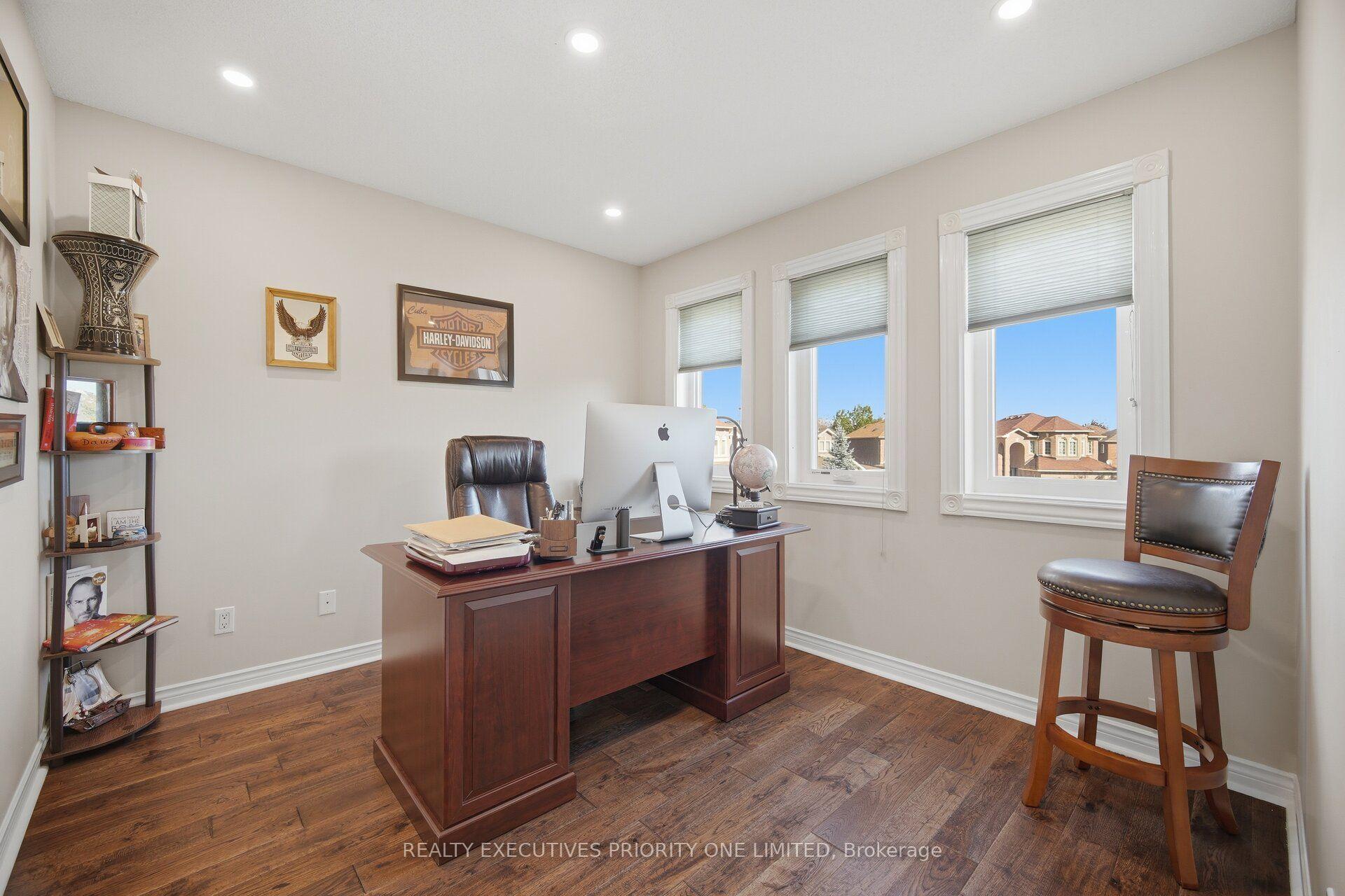 Photo 18 of 8 Waterbury Street, Caledon, Bolton East — HOMEH