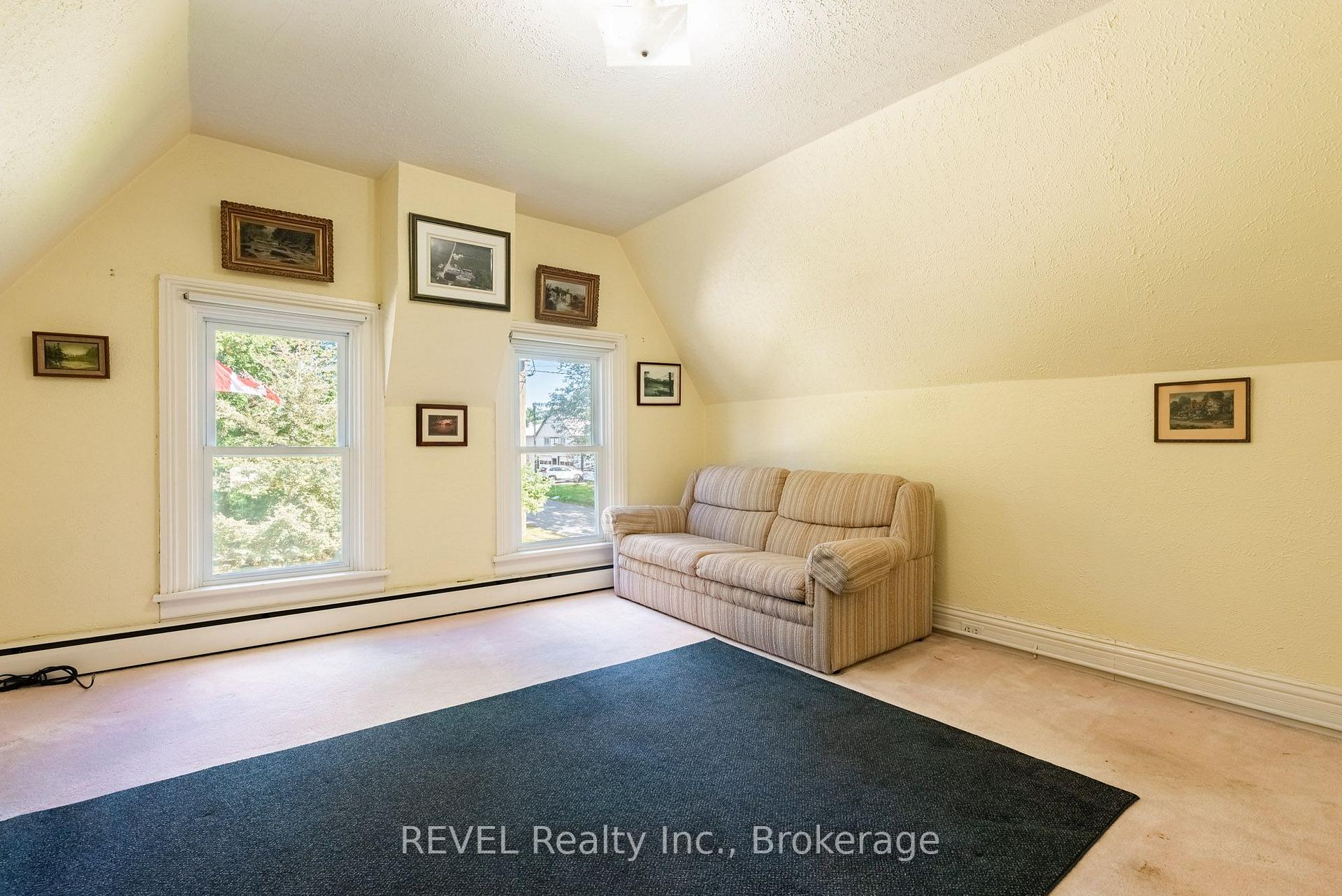 Photo 15 of 1629 Gregory Road, St. Catharines, Rural Fourth — HOMEH