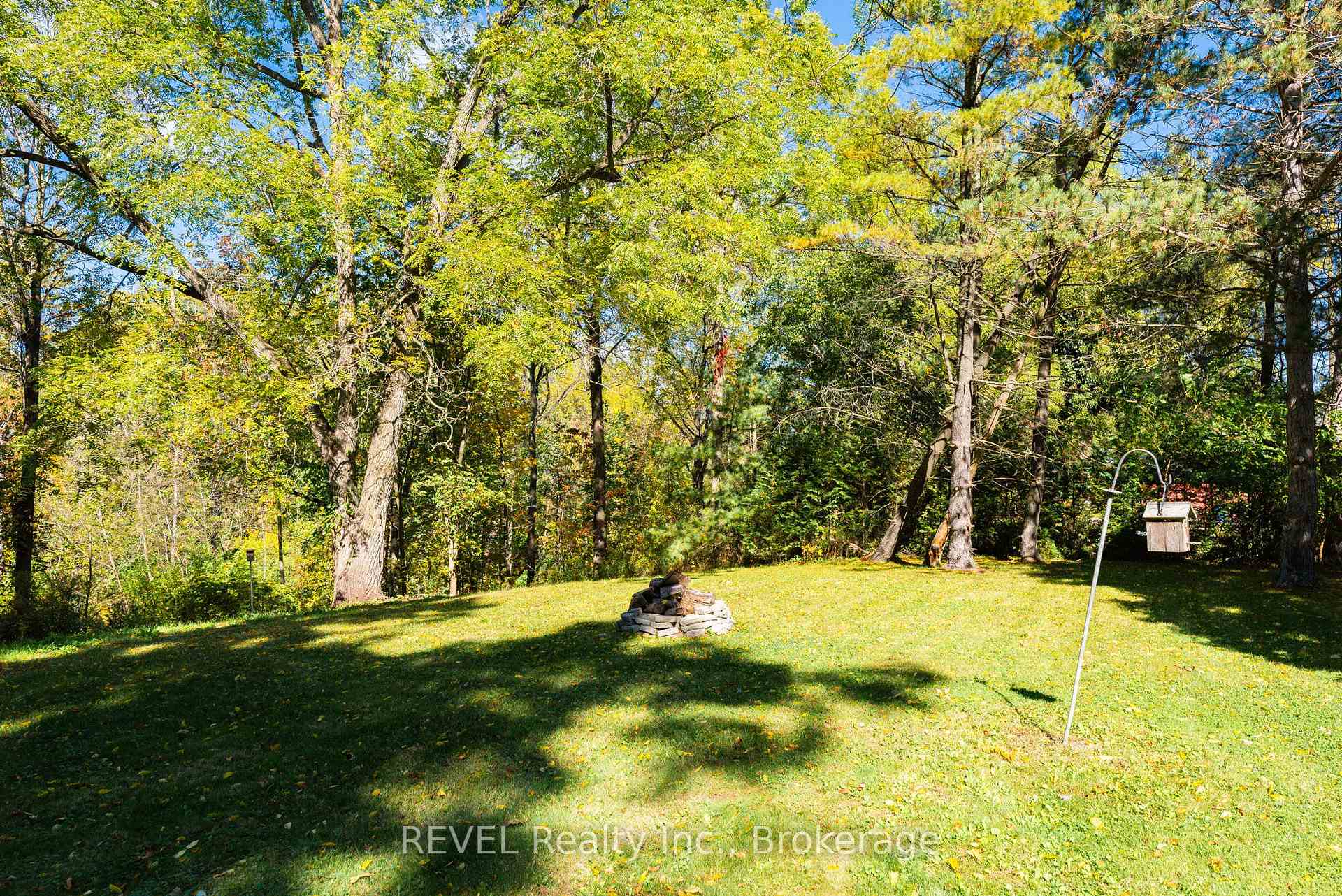 Photo 23 of 1629 Gregory Road, St. Catharines, Rural Fourth — HOMEH