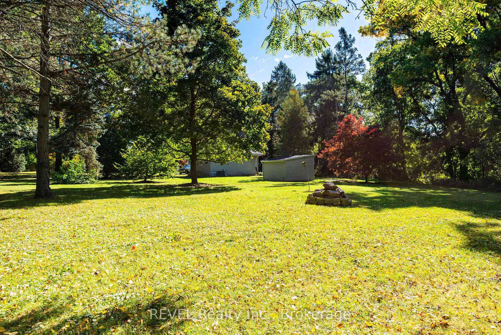 Photo 24 of 1629 Gregory Road, St. Catharines, Rural Fourth — HOMEH