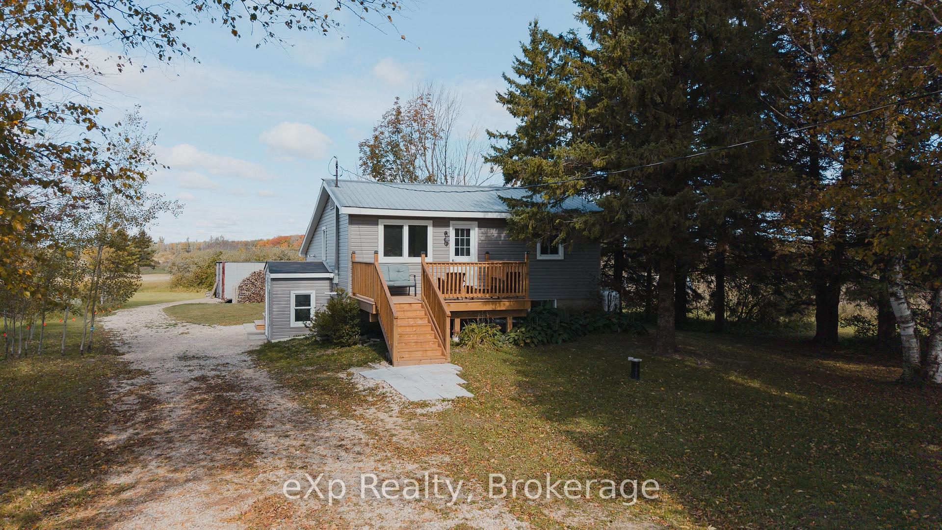 Photo of 225697 Southgate 22 Road