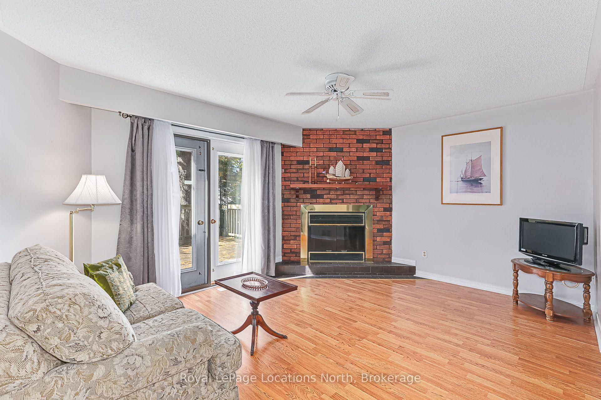 Photo 12 of 162 Christopher Avenue, Wasaga Beach — HOMEH