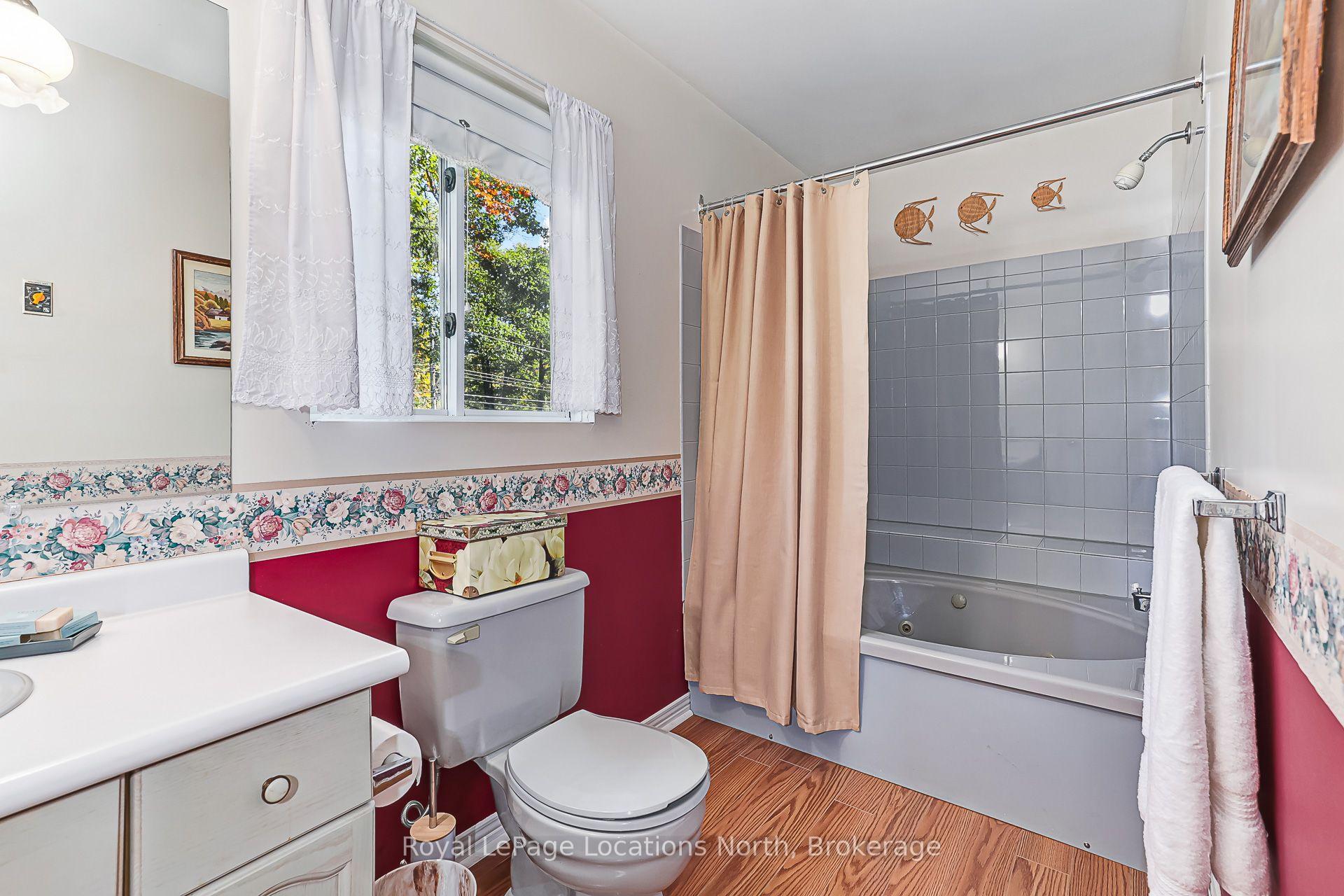 Photo 26 of 162 Christopher Avenue, Wasaga Beach — HOMEH