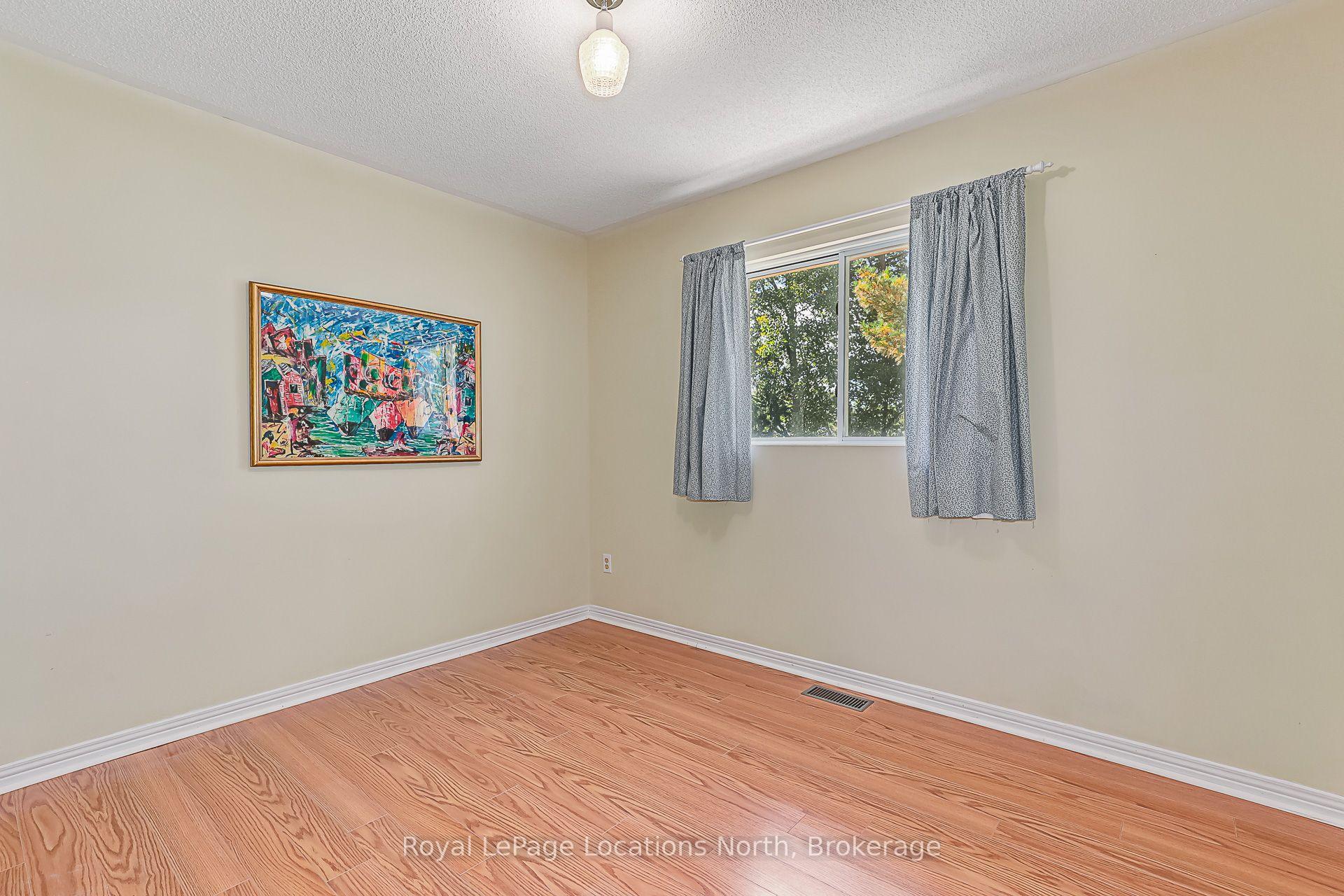 Photo 28 of 162 Christopher Avenue, Wasaga Beach — HOMEH