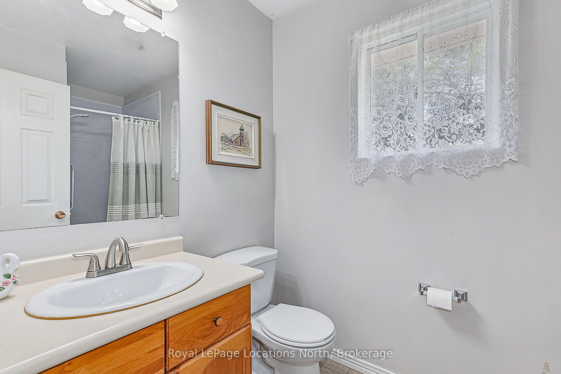Photo 33 of 162 Christopher Avenue, Wasaga Beach — HOMEH