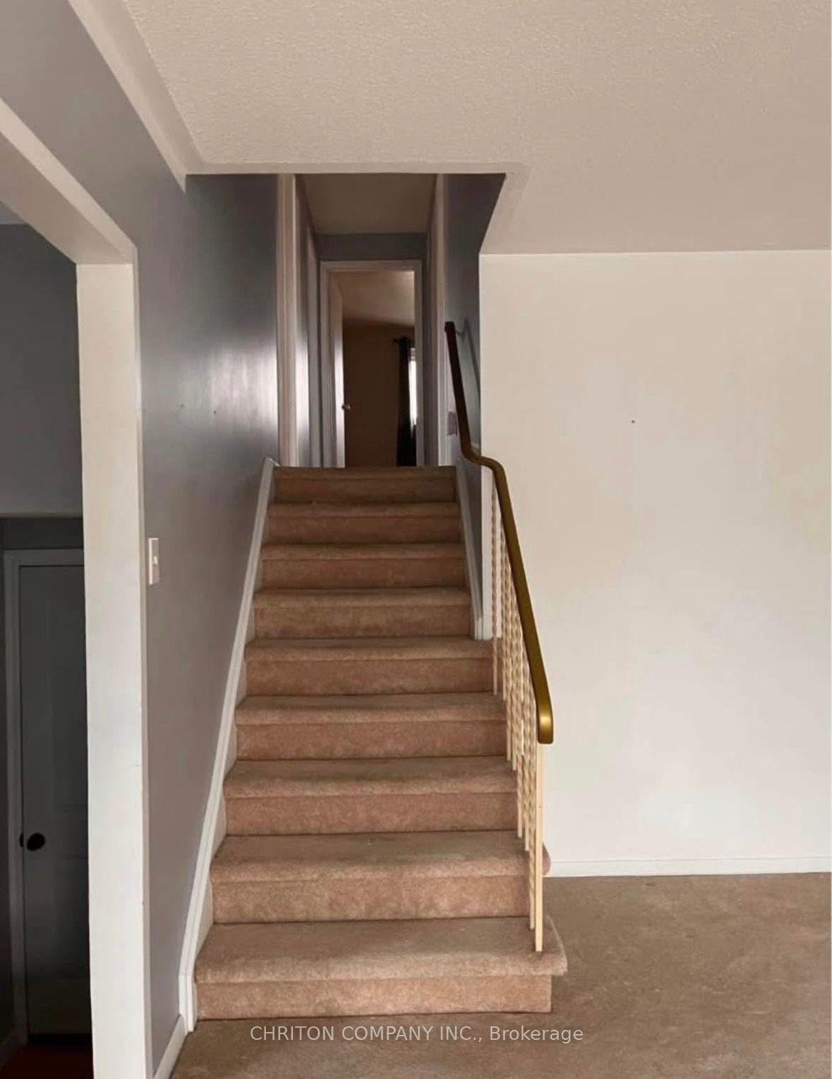 Photo 10 of Unit Upper, 566 Chantenay Drive, Mississauga, Cooksville — HOMEH