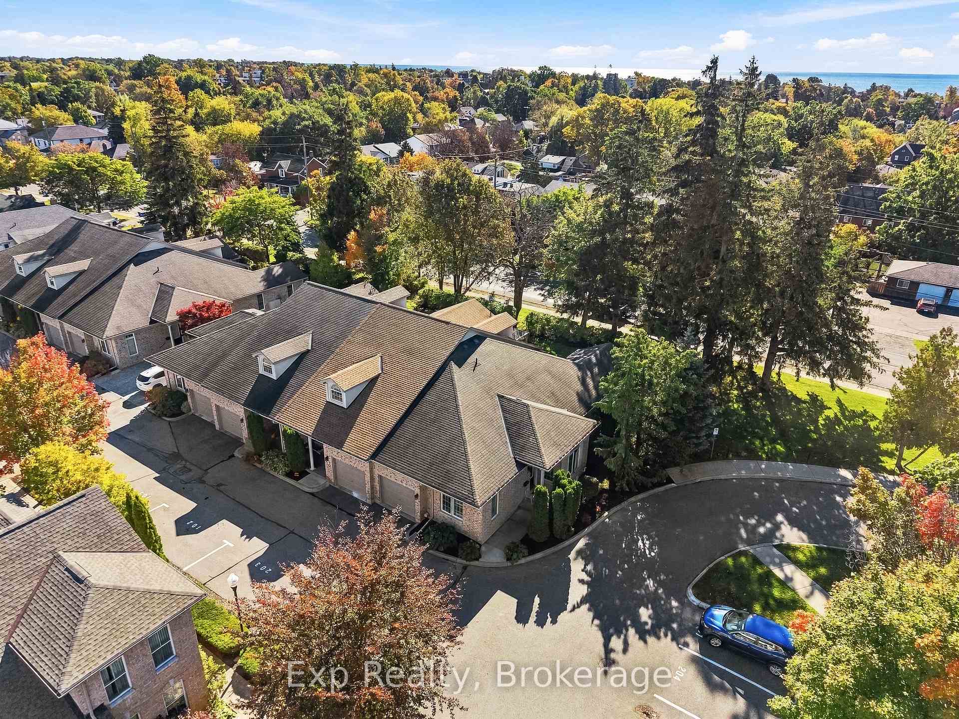 Photo of Unit 101, 120 University Avenue E