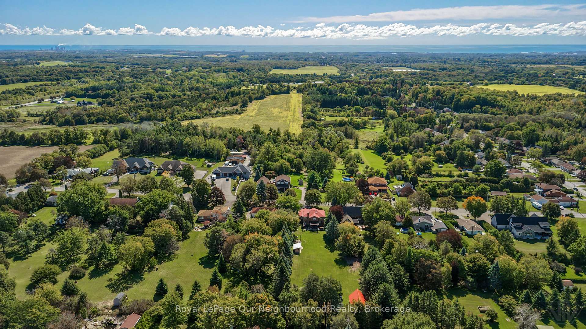 Photo 6 of 34 Bradley Boulevard, Clarington, Rural Clarington — HOMEH