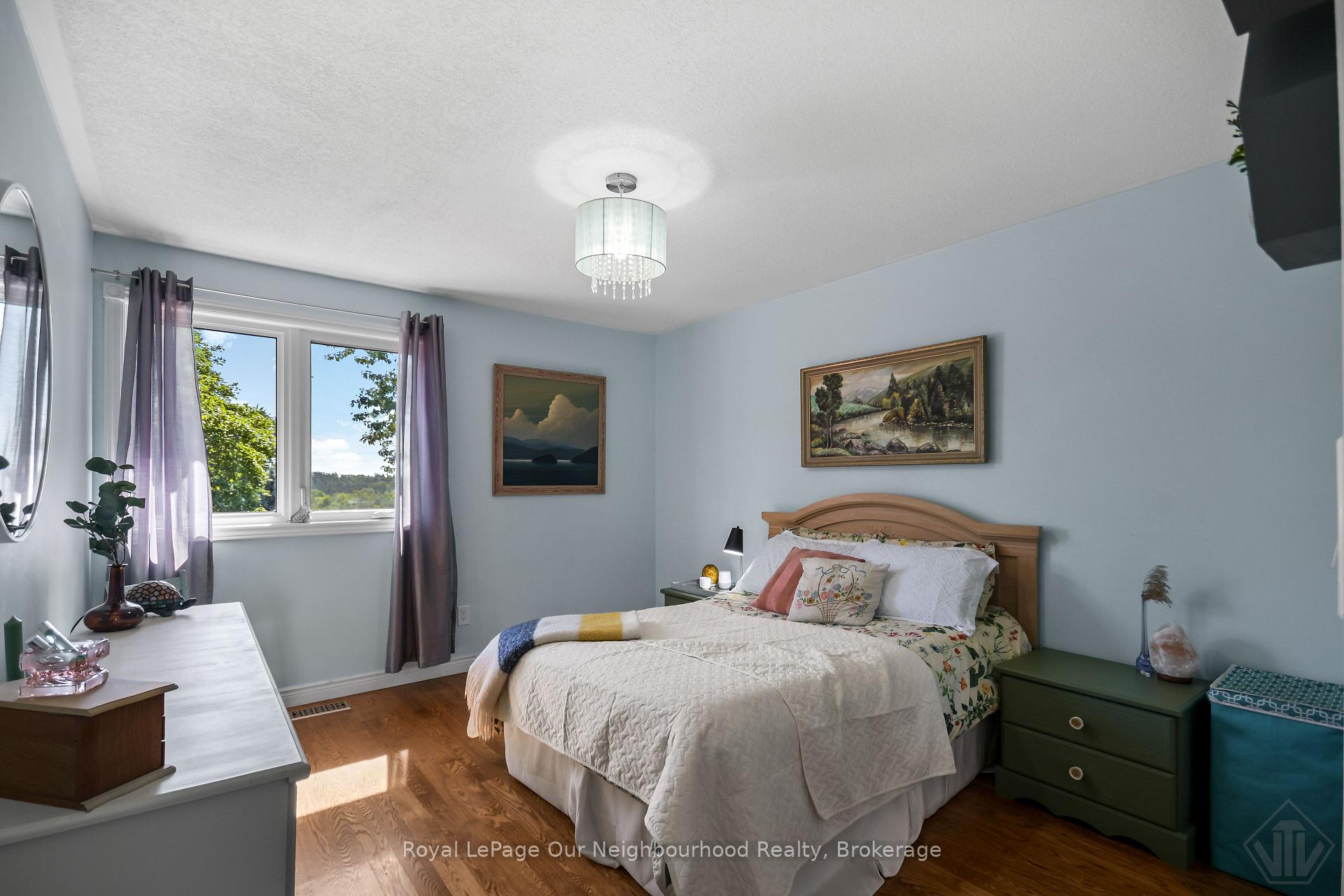 Photo 17 of 34 Bradley Boulevard, Clarington, Rural Clarington — HOMEH