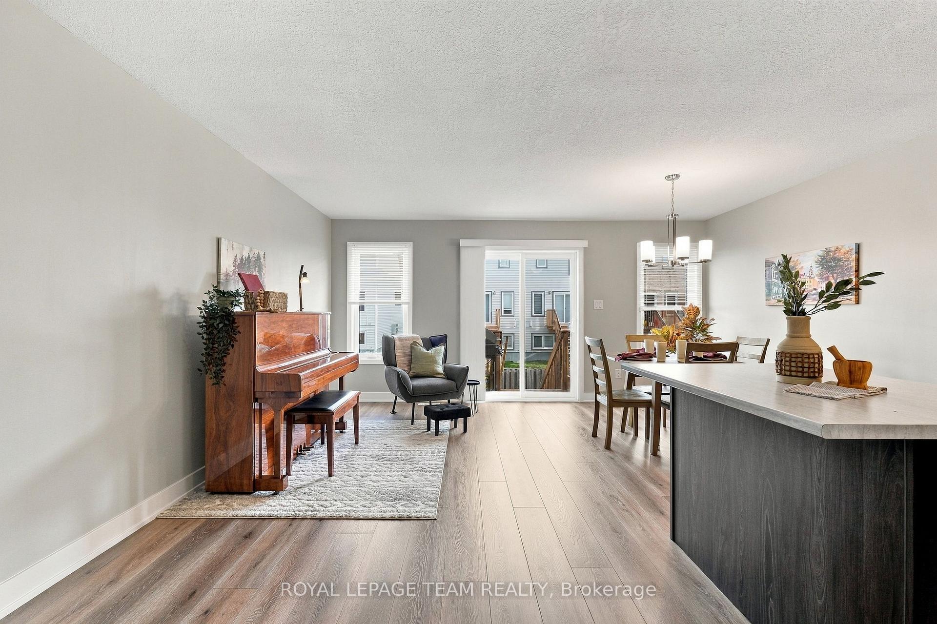 Photo 6 of 163 Ferrara Drive, Smiths Falls, Smiths Falls — HOMEH
