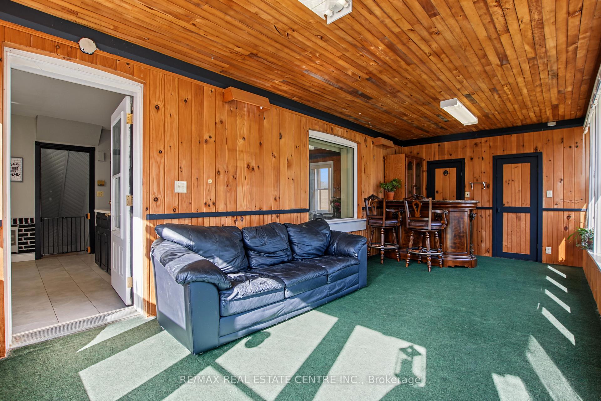 Photo 16 of 215 Elgin Street S, West Grey — HOMEH