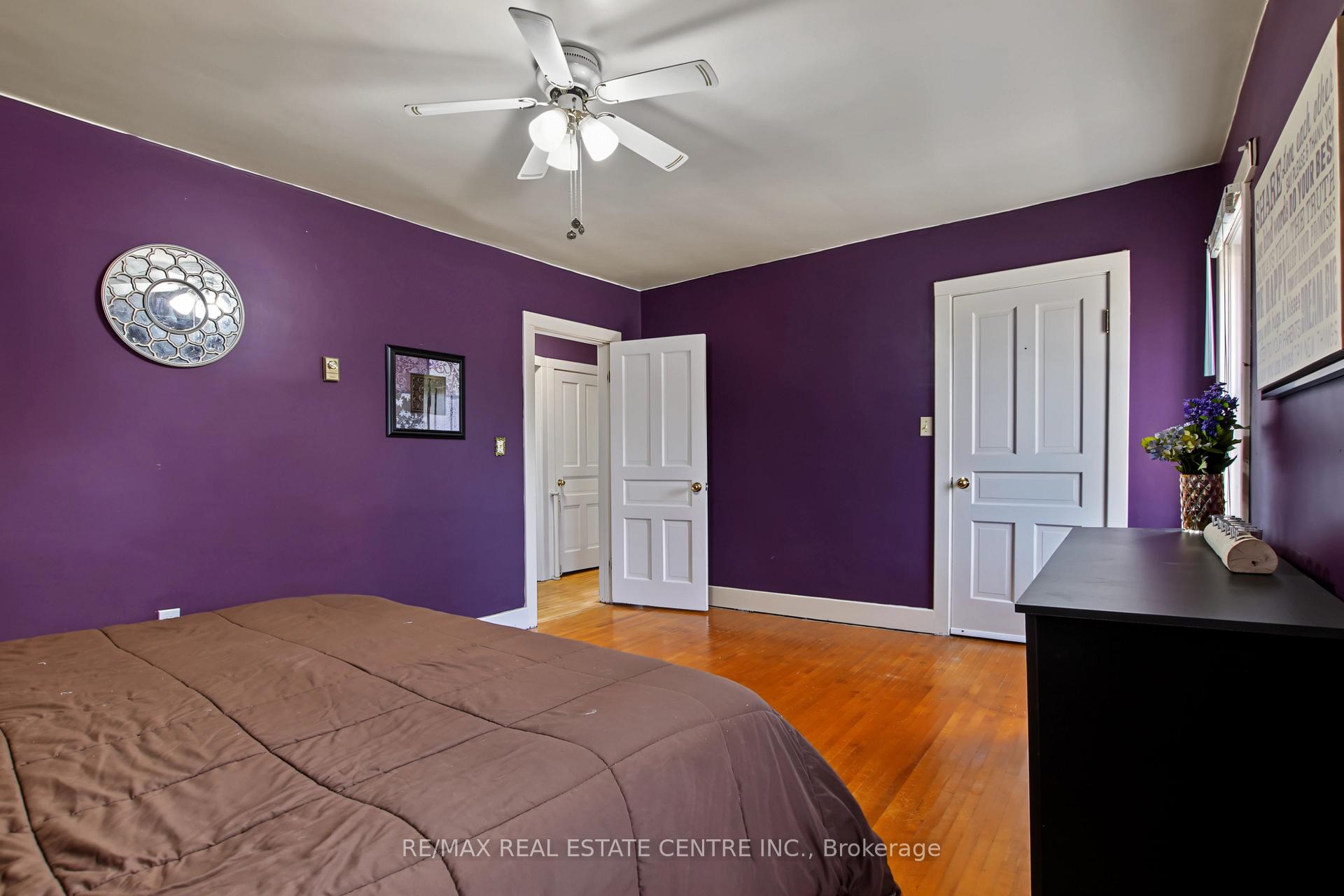 Photo 23 of 215 Elgin Street S, West Grey — HOMEH
