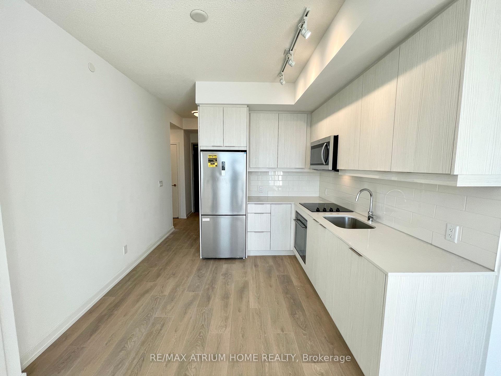 Photo 4 of Unit 1907, 32 Forest Manor Road, North York, Henry Farm — HOMEH