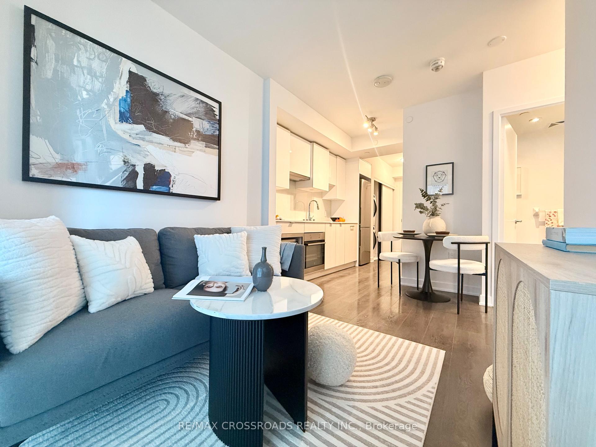 Photo 2 of Unit 2301, 195 Redpath Avenue, Toronto, Mount Pleasant West — HOMEH