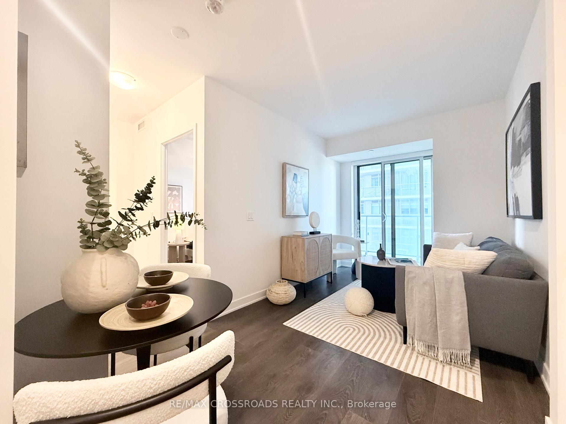 Photo 10 of Unit 2301, 195 Redpath Avenue, Toronto, Mount Pleasant West — HOMEH