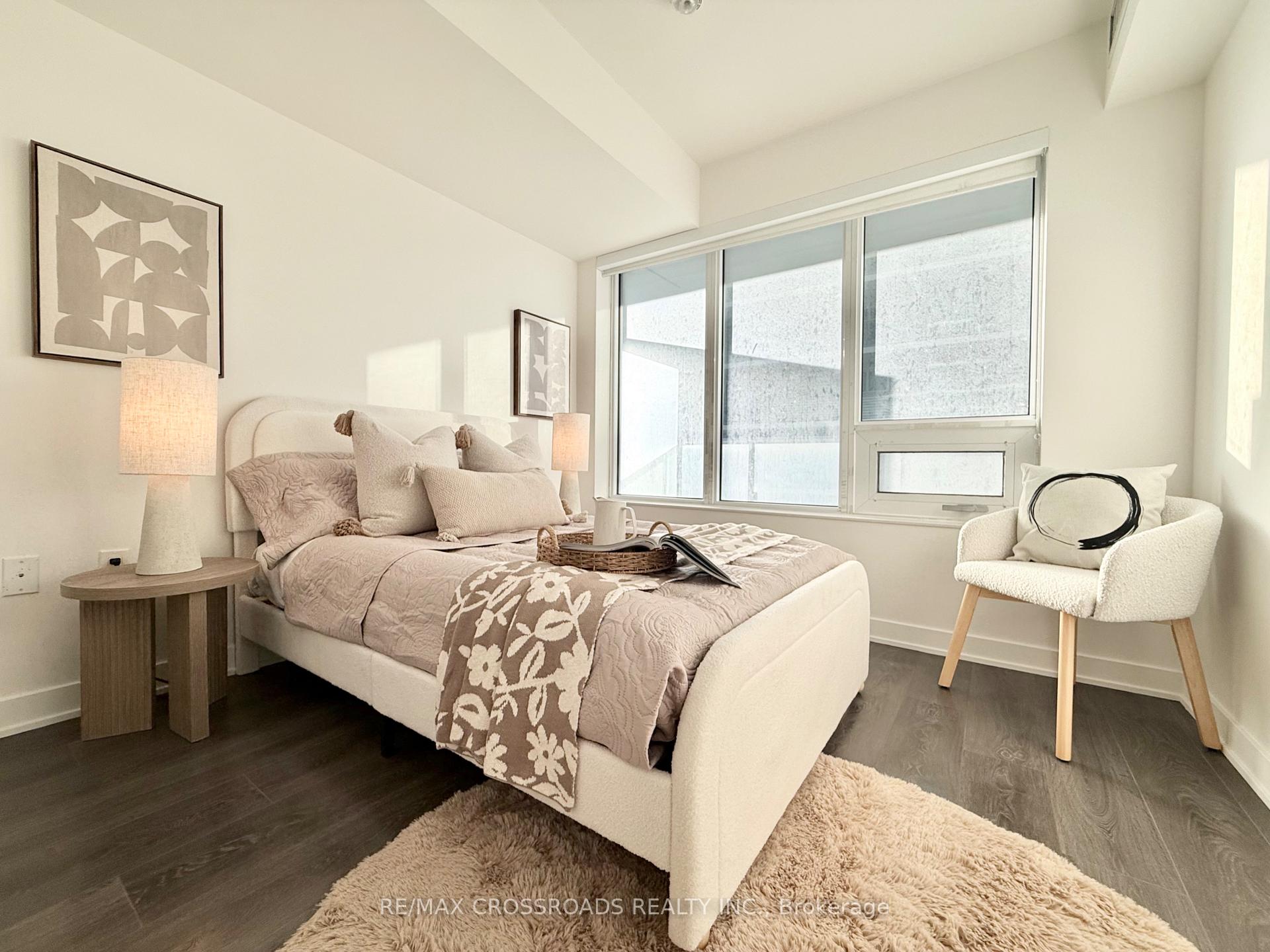 Photo 11 of Unit 2301, 195 Redpath Avenue, Toronto, Mount Pleasant West — HOMEH