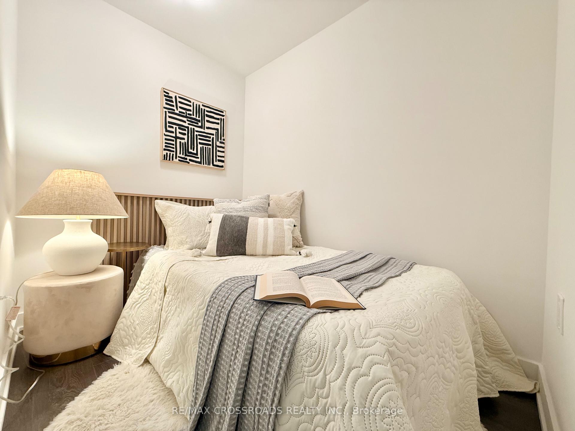Photo 14 of Unit 2301, 195 Redpath Avenue, Toronto, Mount Pleasant West — HOMEH