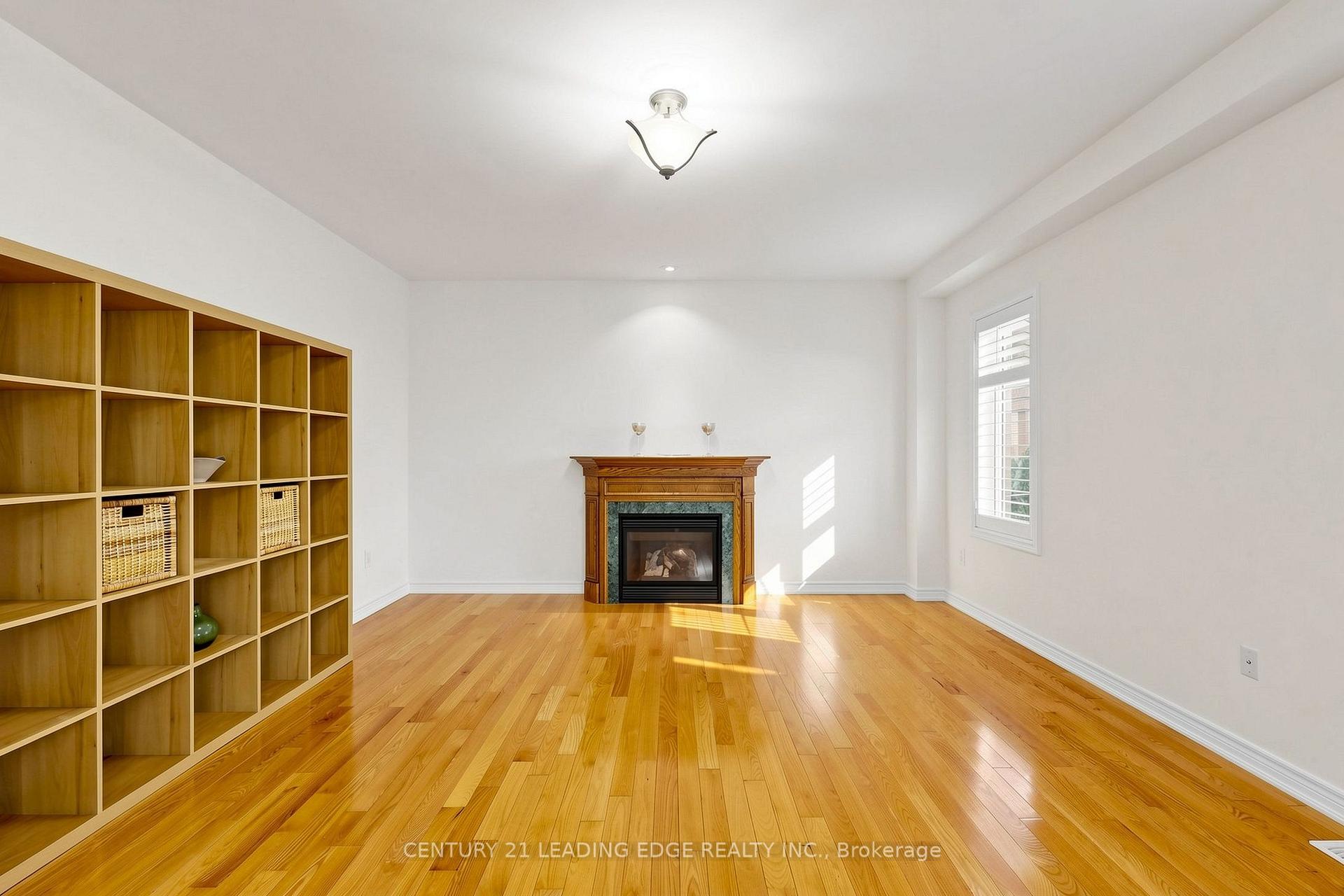 Photo 13 of 71 Josephine Road, Vaughan, Vellore Village — HOMEH