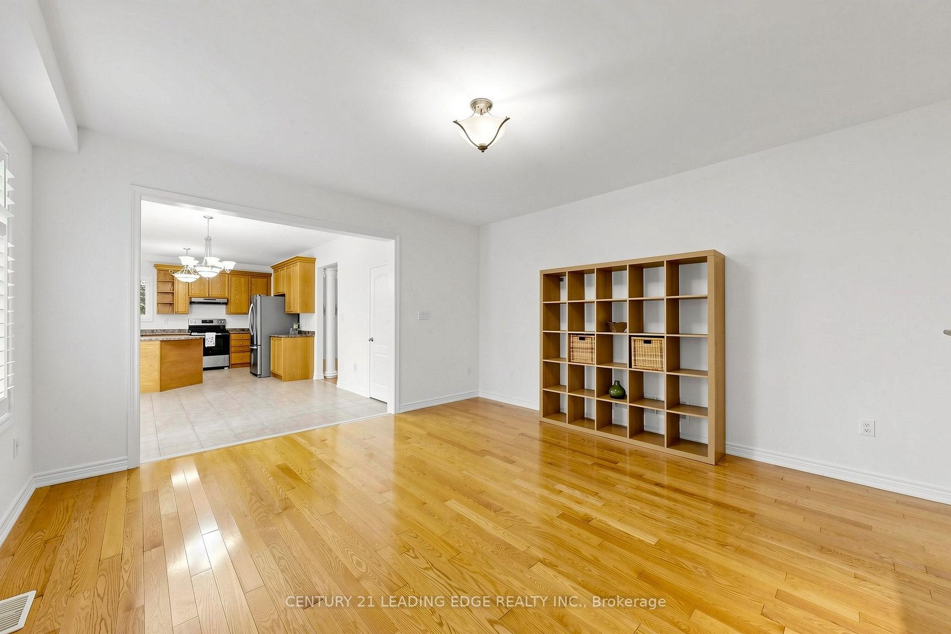 Photo 15 of 71 Josephine Road, Vaughan, Vellore Village — HOMEH