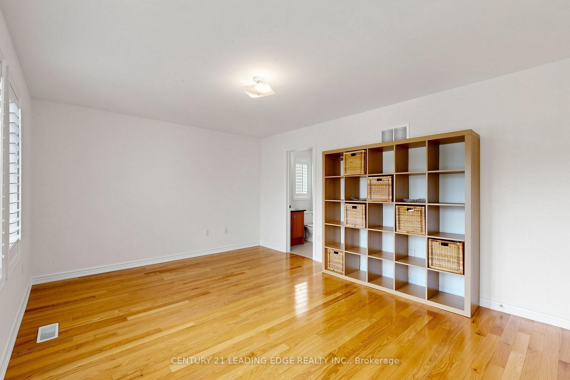 Photo 26 of 71 Josephine Road, Vaughan, Vellore Village — HOMEH