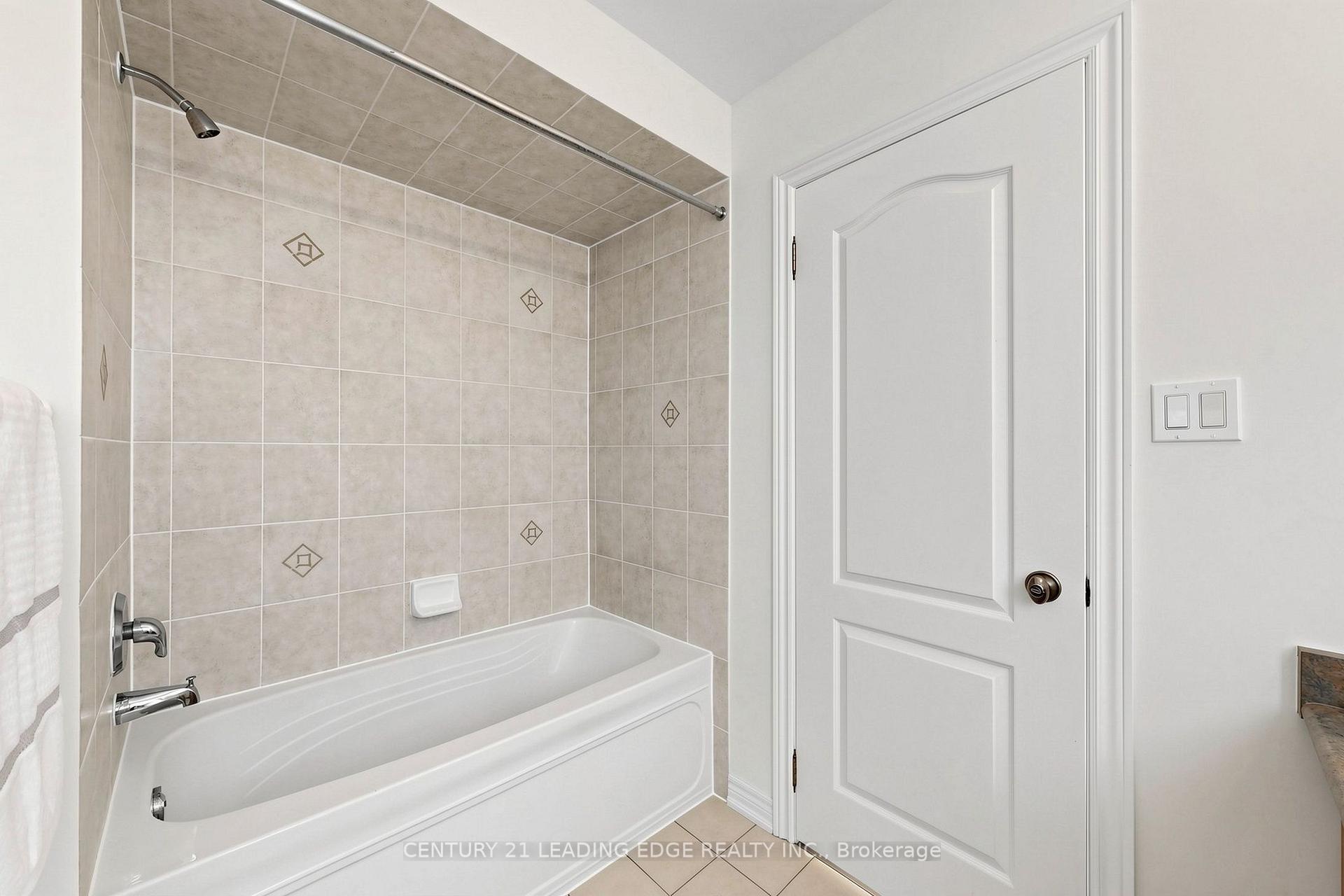 Photo 28 of 71 Josephine Road, Vaughan, Vellore Village — HOMEH