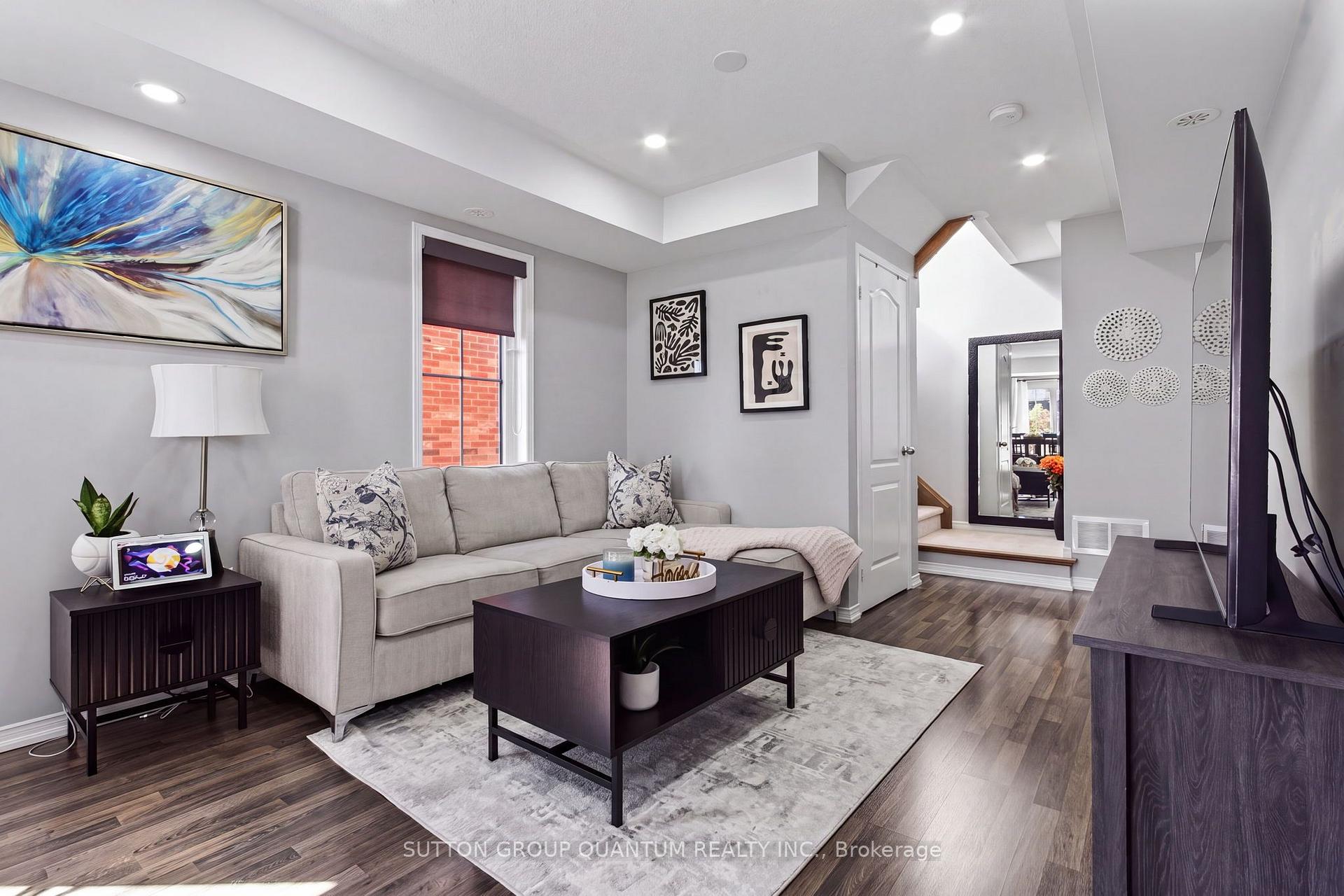 Photo 7 of Unit 23, 2504 Post Road, Oakville, River Oaks — HOMEH