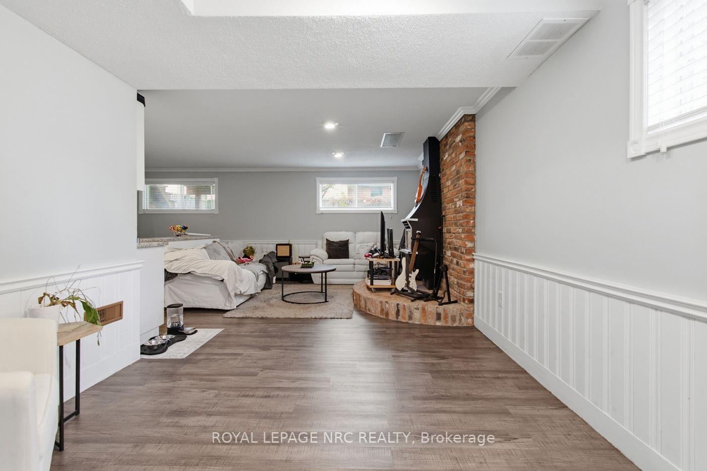 Photo 21 of 32 Crestcombe Road, St. Catharines, Ridley — HOMEH