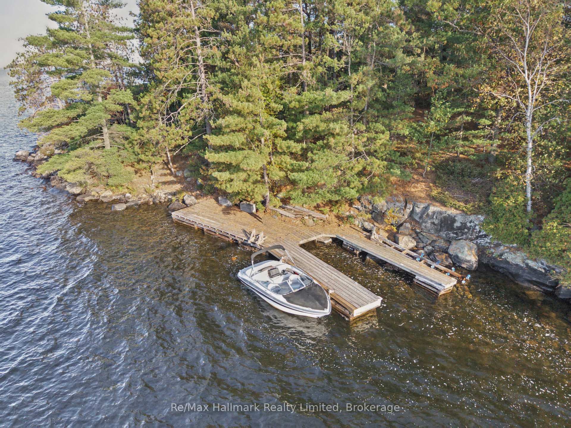 Photo 8 of 3 Island 20LM, Gravenhurst, Muskoka (S) — HOMEH