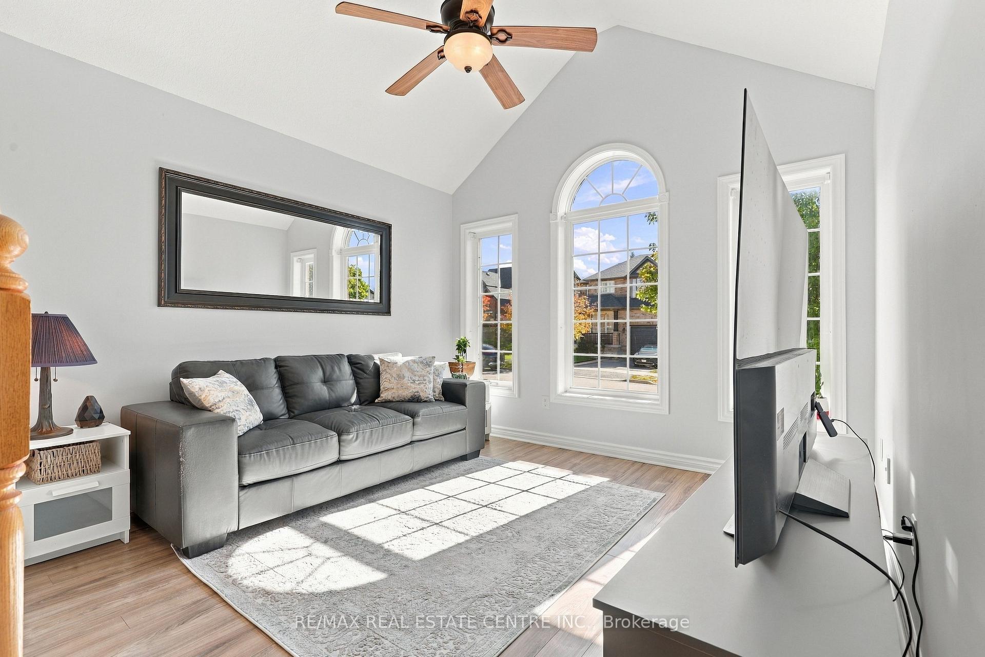 Photo 14 of 34 Mcmaster Road, Orangeville — HOMEH