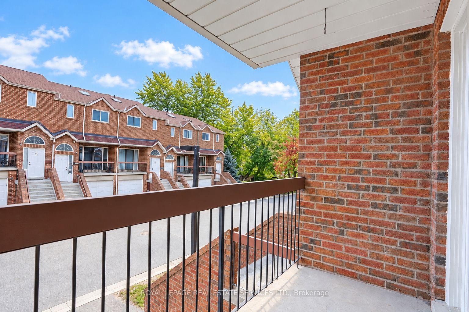 Photo 33 of Unit 10, 10 Reidmount Avenue, Scarborough, Agincourt South-Malvern West — HOMEH