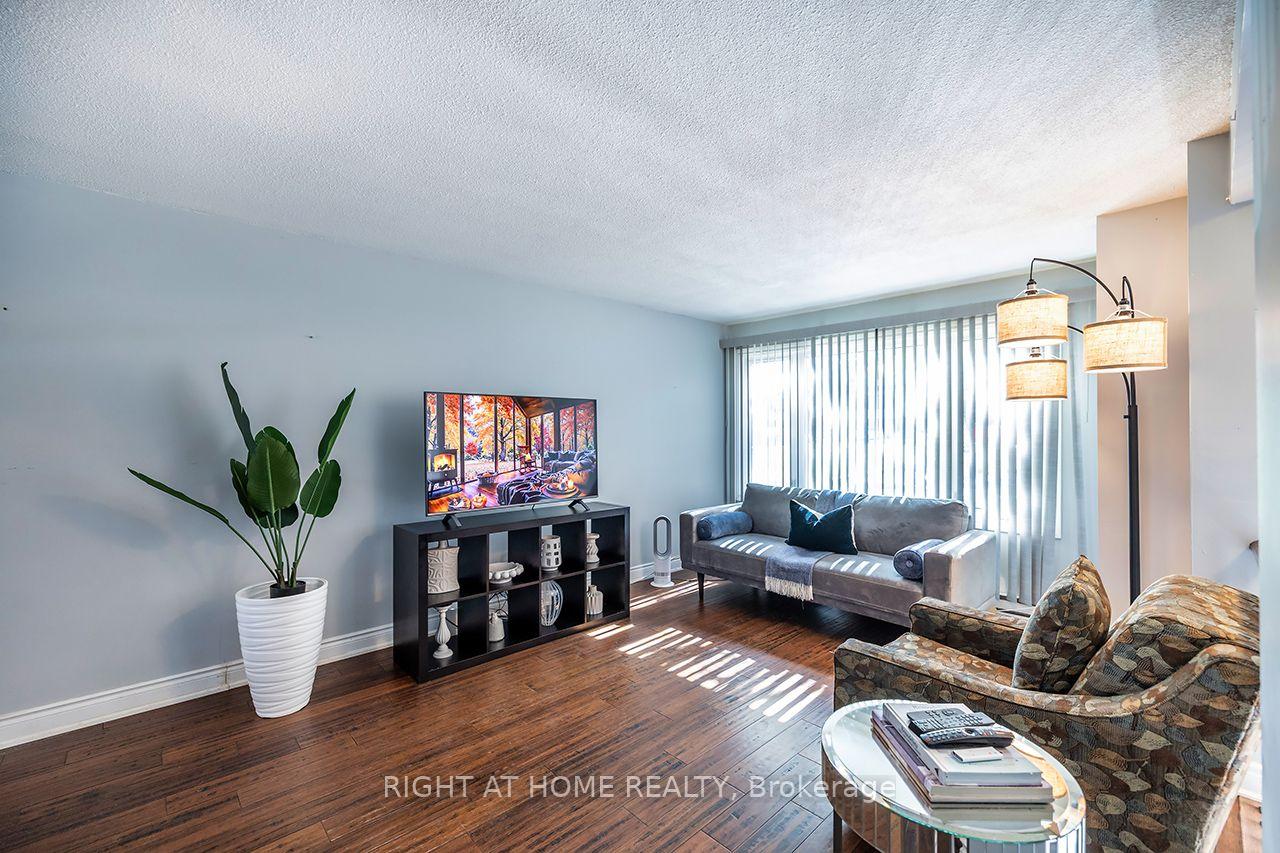 Photo 7 of Unit 5, 765 Oklahoma Drive, Pickering, West Shore — HOMEH