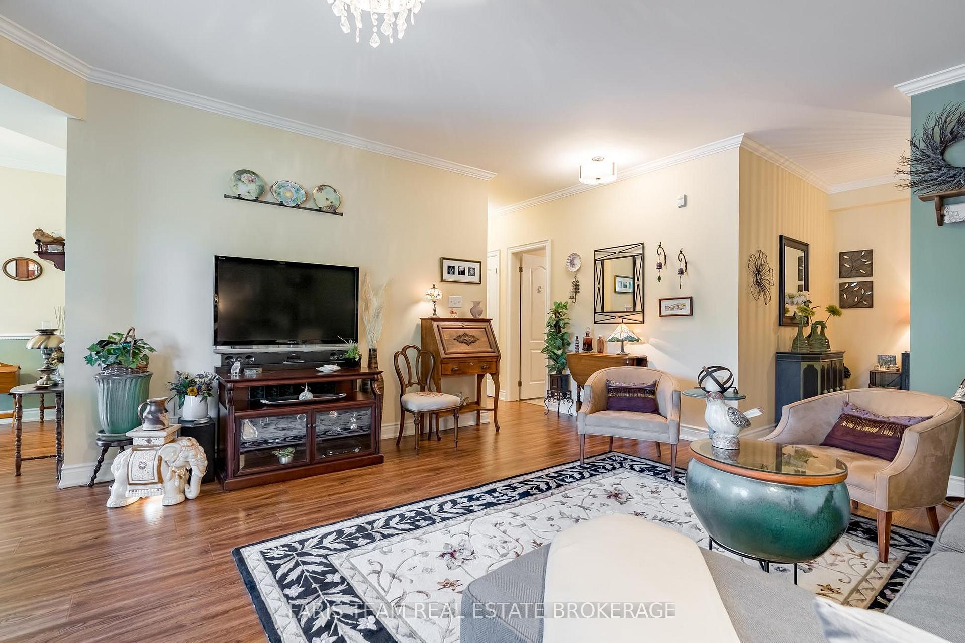 Photo 9 of Unit 212, 42 Ferndale Drive S, Barrie, Ardagh — HOMEH