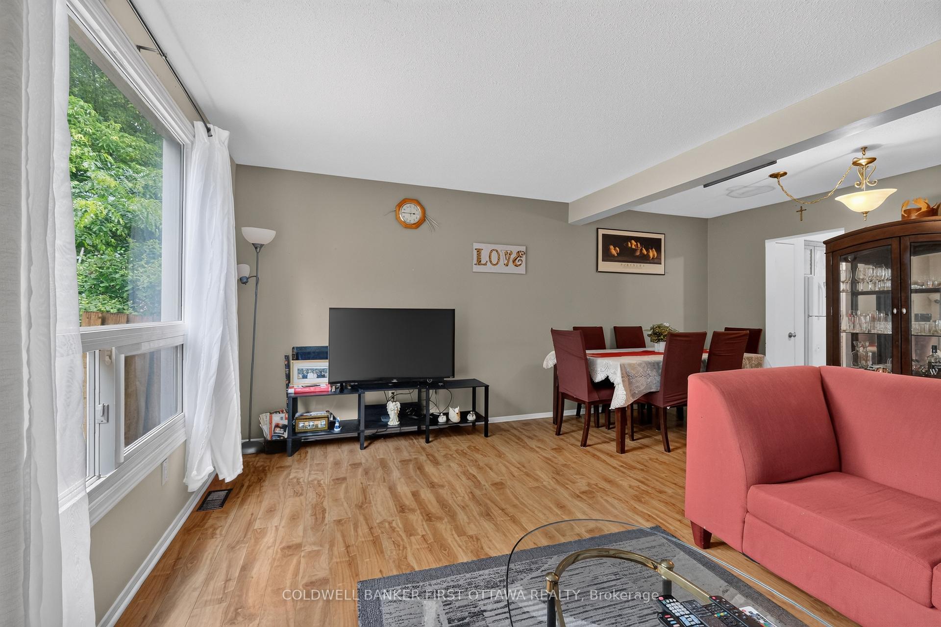 Photo 7 of Unit 98, 1444 Palmerston Drive, Ottawa, Carson Grove — HOMEH