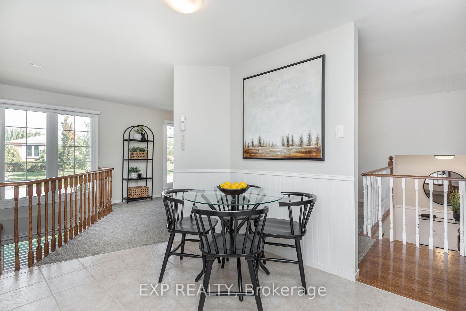 Photo 7 of 12 Craig Crescent, Barrie, Sunnidale — HOMEH
