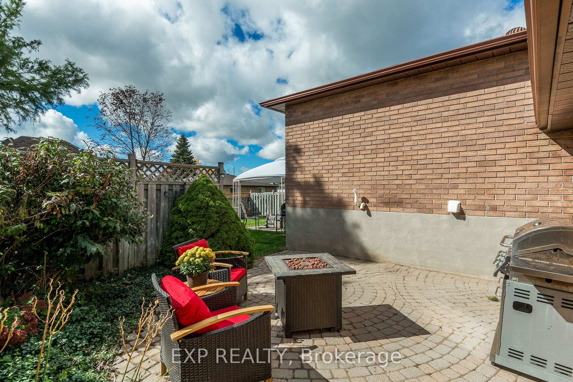 Photo 25 of 12 Craig Crescent, Barrie, Sunnidale — HOMEH