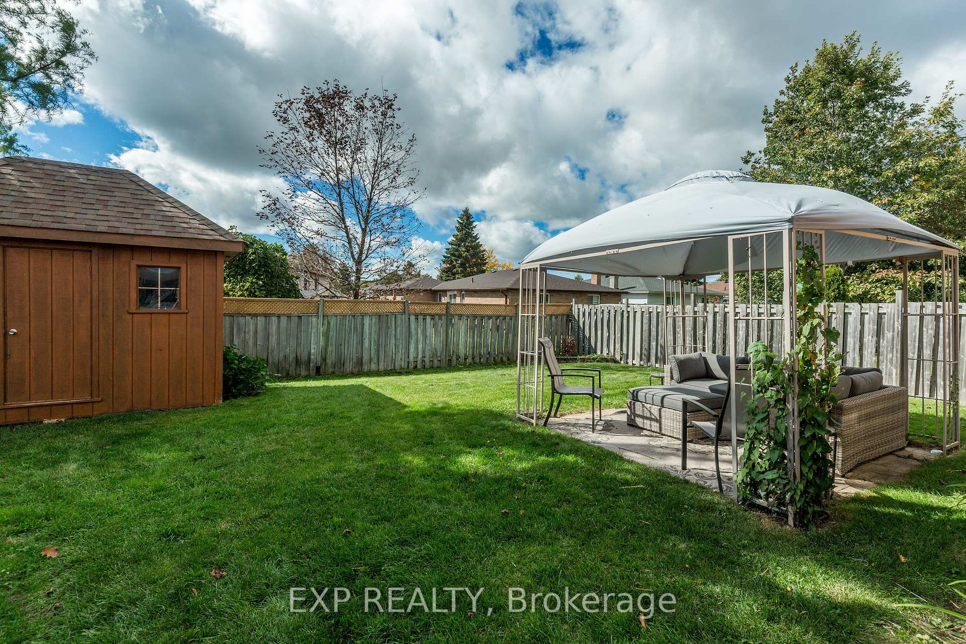 Photo 26 of 12 Craig Crescent, Barrie, Sunnidale — HOMEH