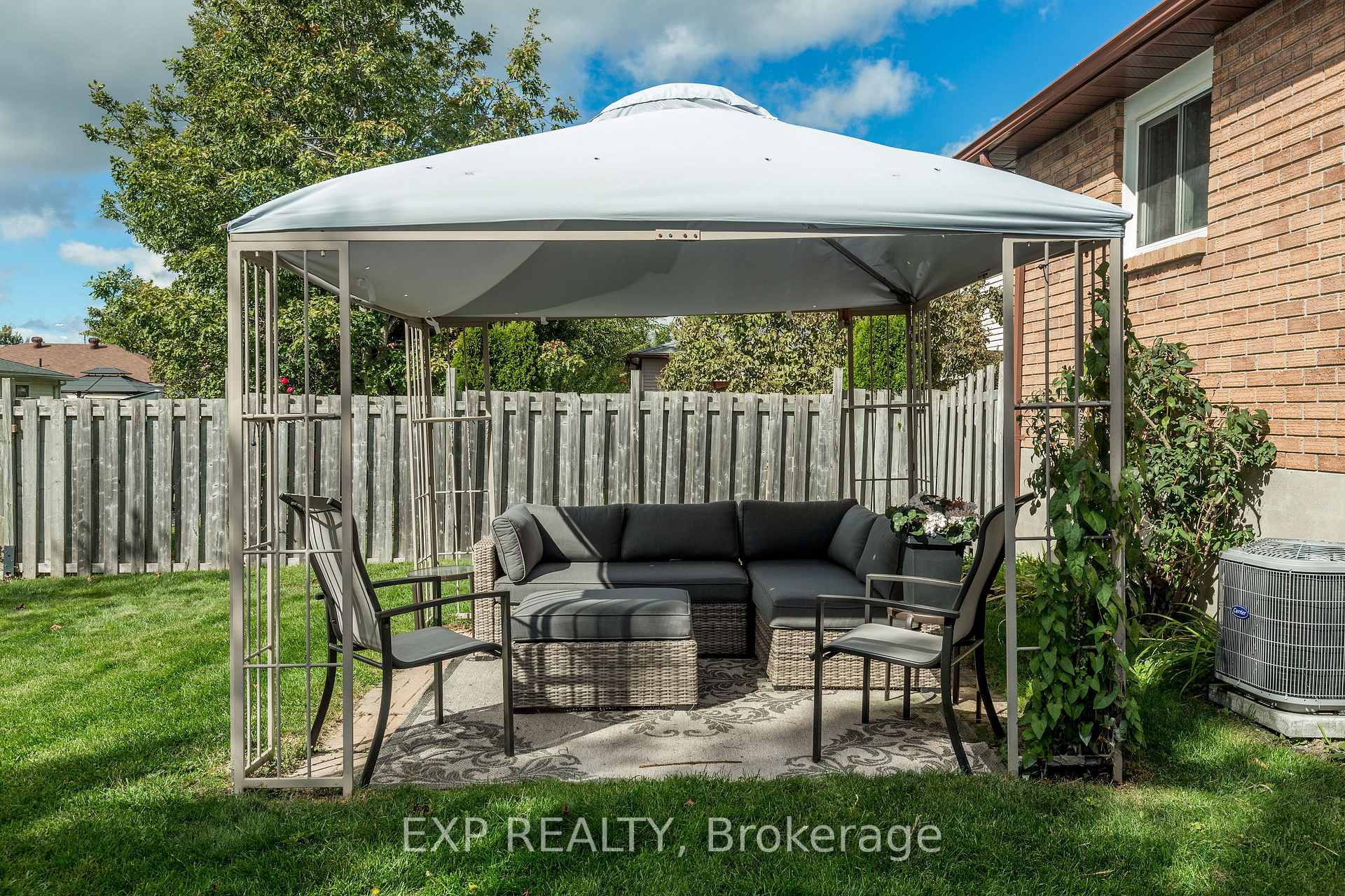 Photo 28 of 12 Craig Crescent, Barrie, Sunnidale — HOMEH