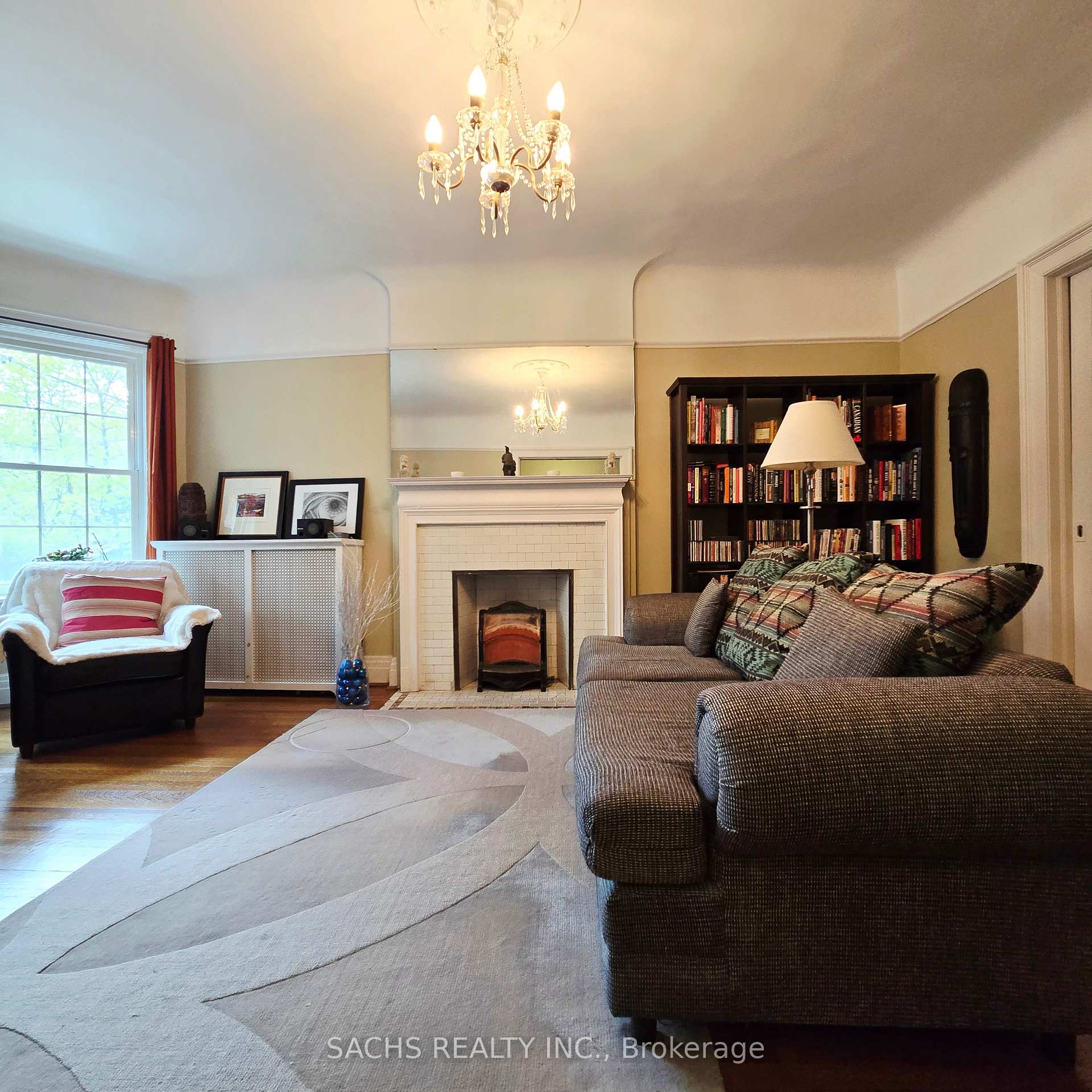 Photo 3 of 20 Dalton Road, Toronto, The Annex — HOMEH
