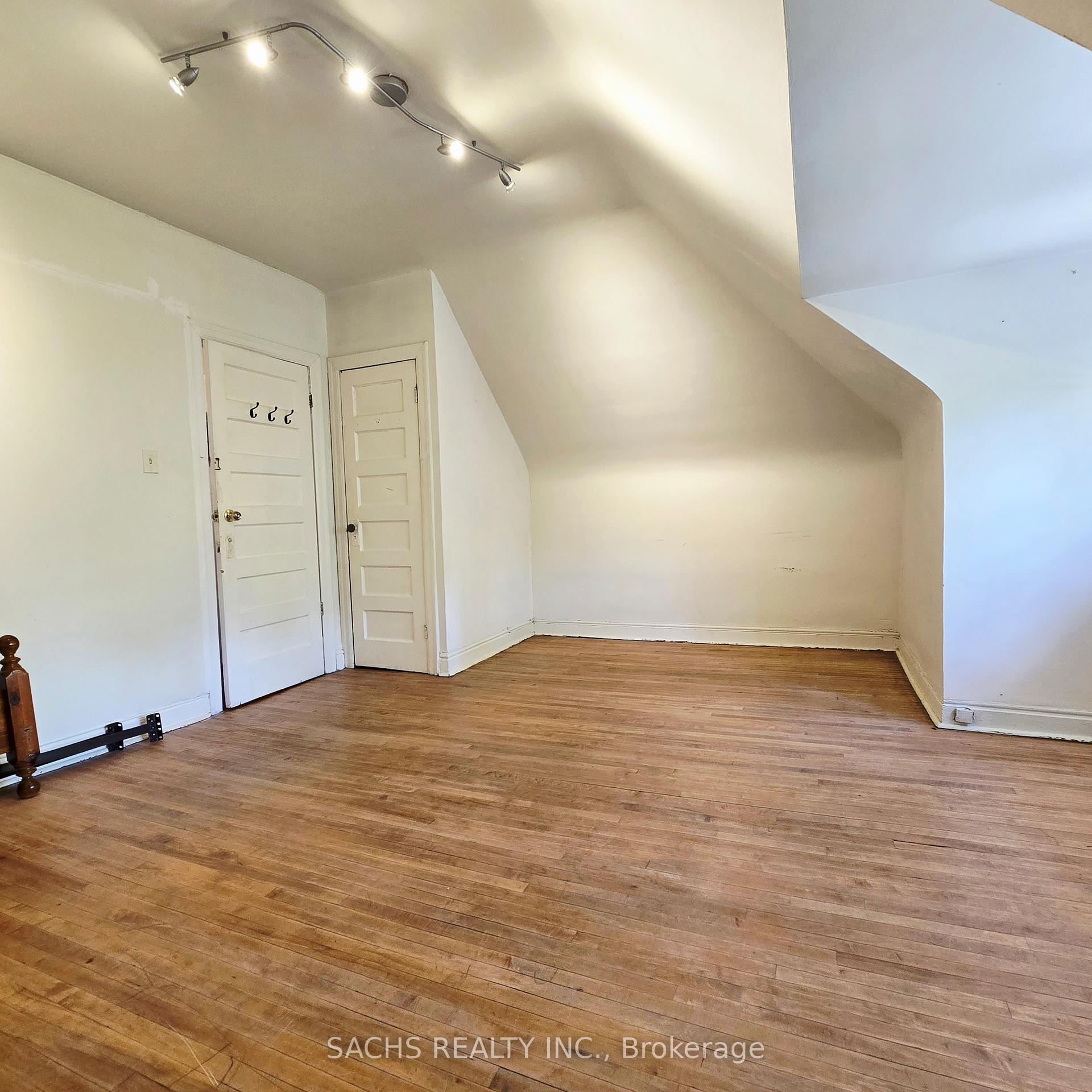 Photo 19 of 20 Dalton Road, Toronto, The Annex — HOMEH