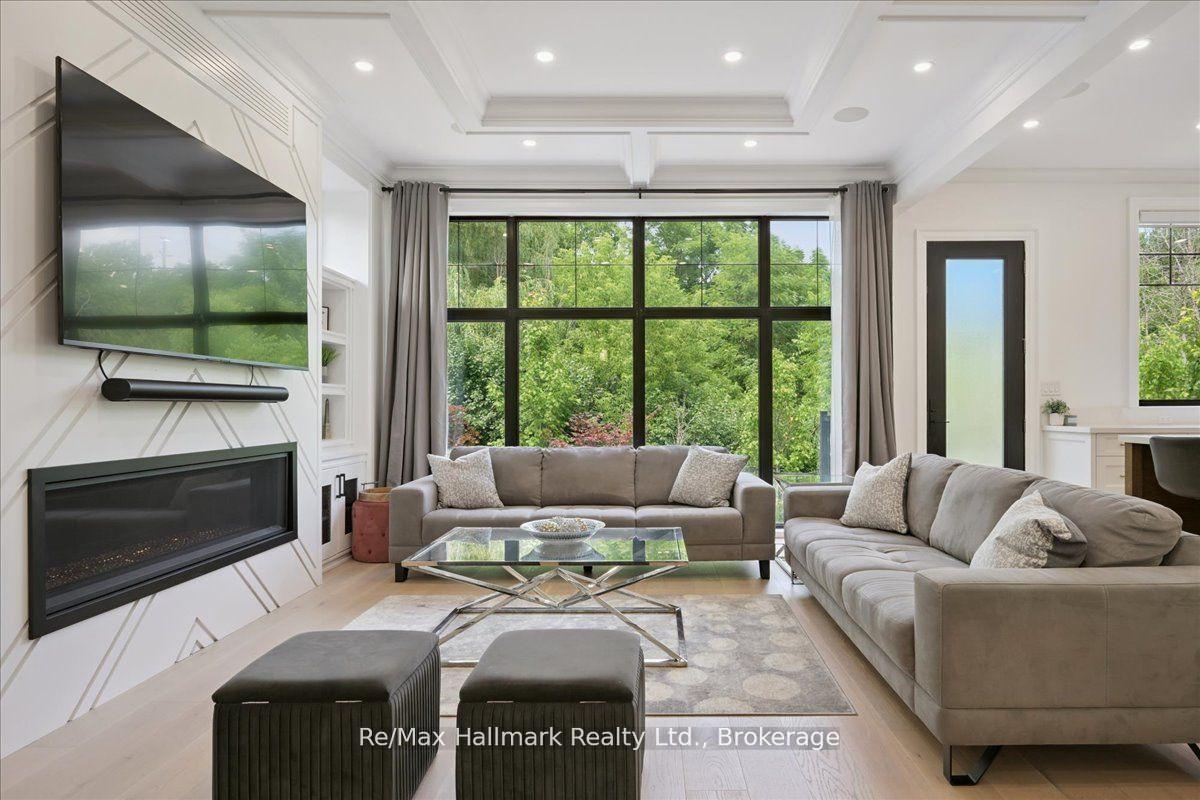 Photo 5 of 1225 Baldwin Drive, Oakville, Morrison — HOMEH