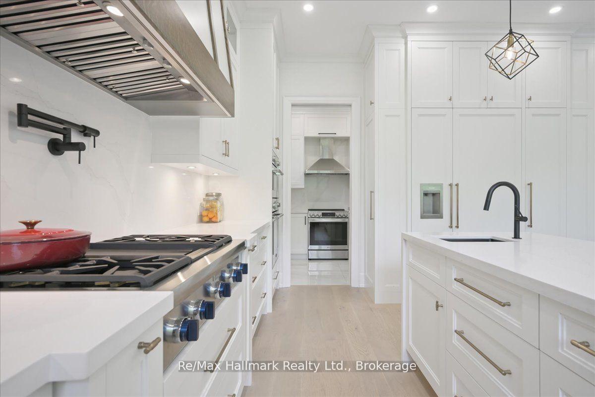 Photo 17 of 1225 Baldwin Drive, Oakville, Morrison — HOMEH