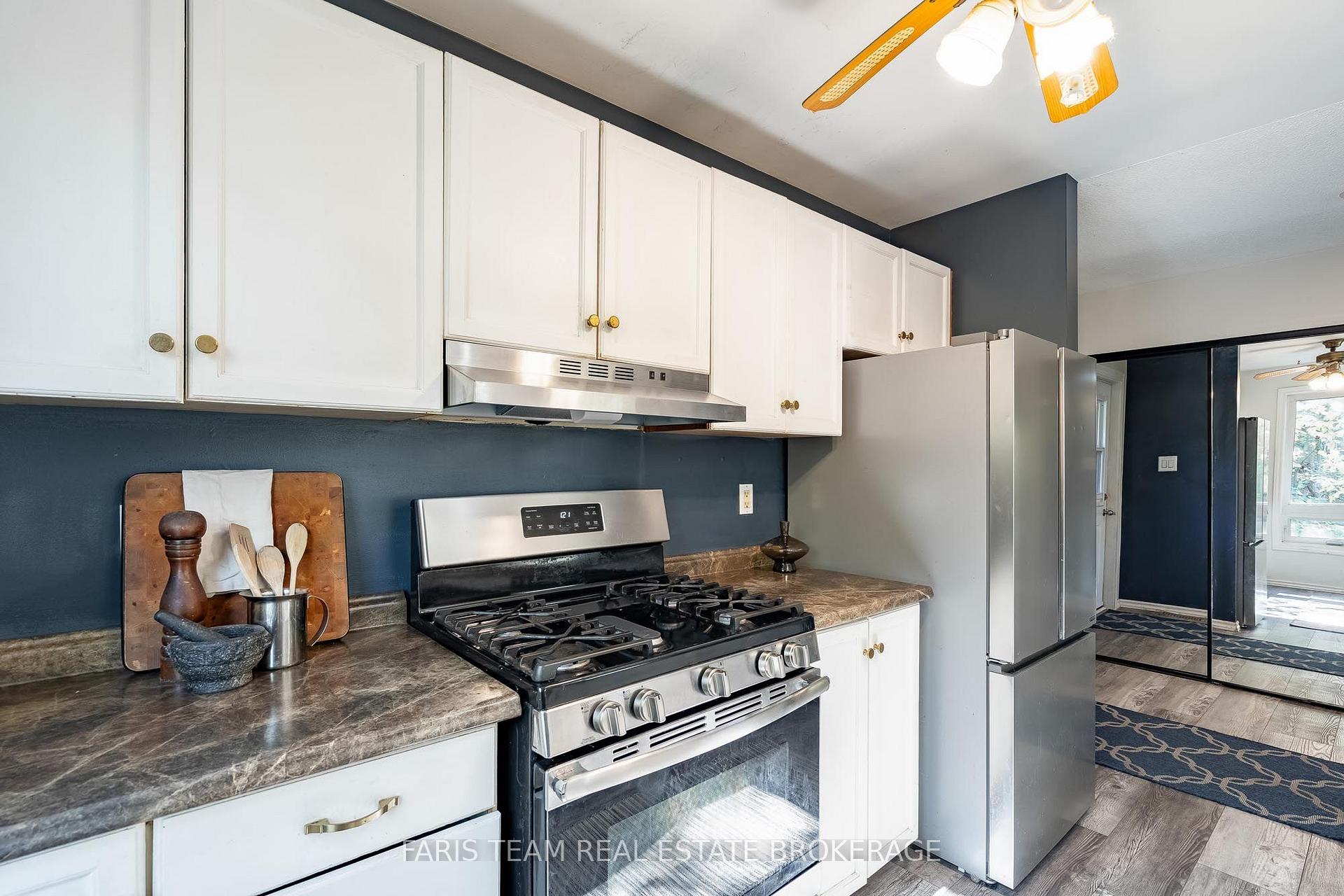 Photo 6 of 29 Oneida Avenue, Oro-Medonte, Sugarbush — HOMEH