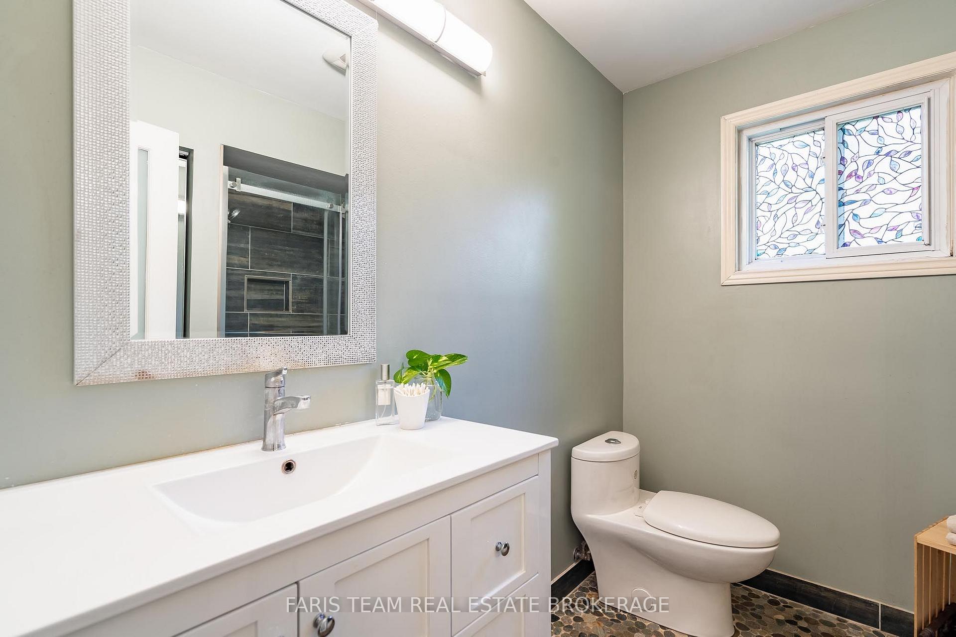 Photo 15 of 29 Oneida Avenue, Oro-Medonte, Sugarbush — HOMEH