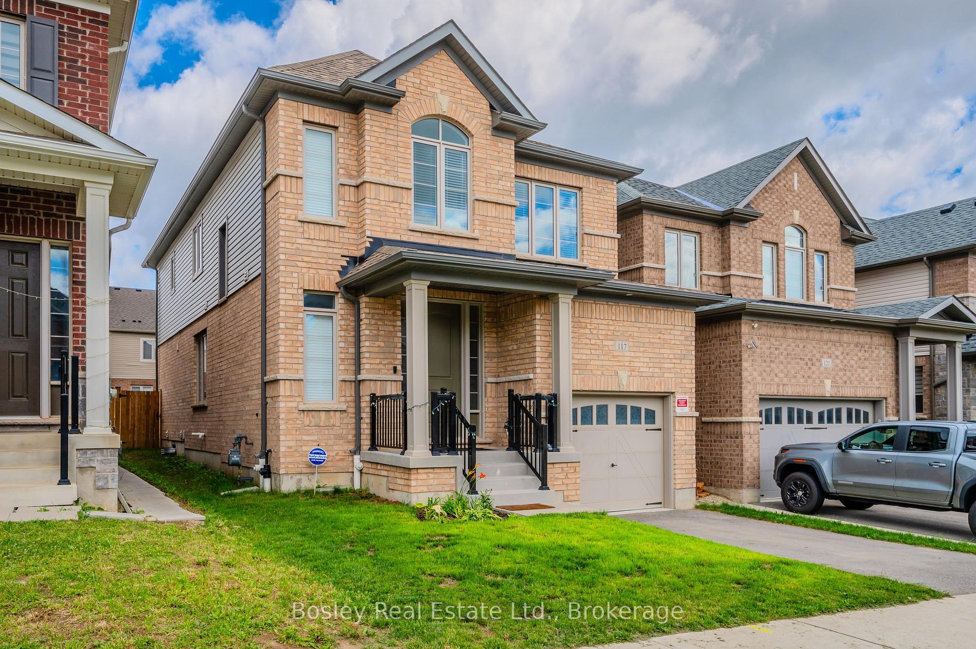 Photo 2 of 117 Haldimand Street, Kitchener, Huron Park — HOMEH