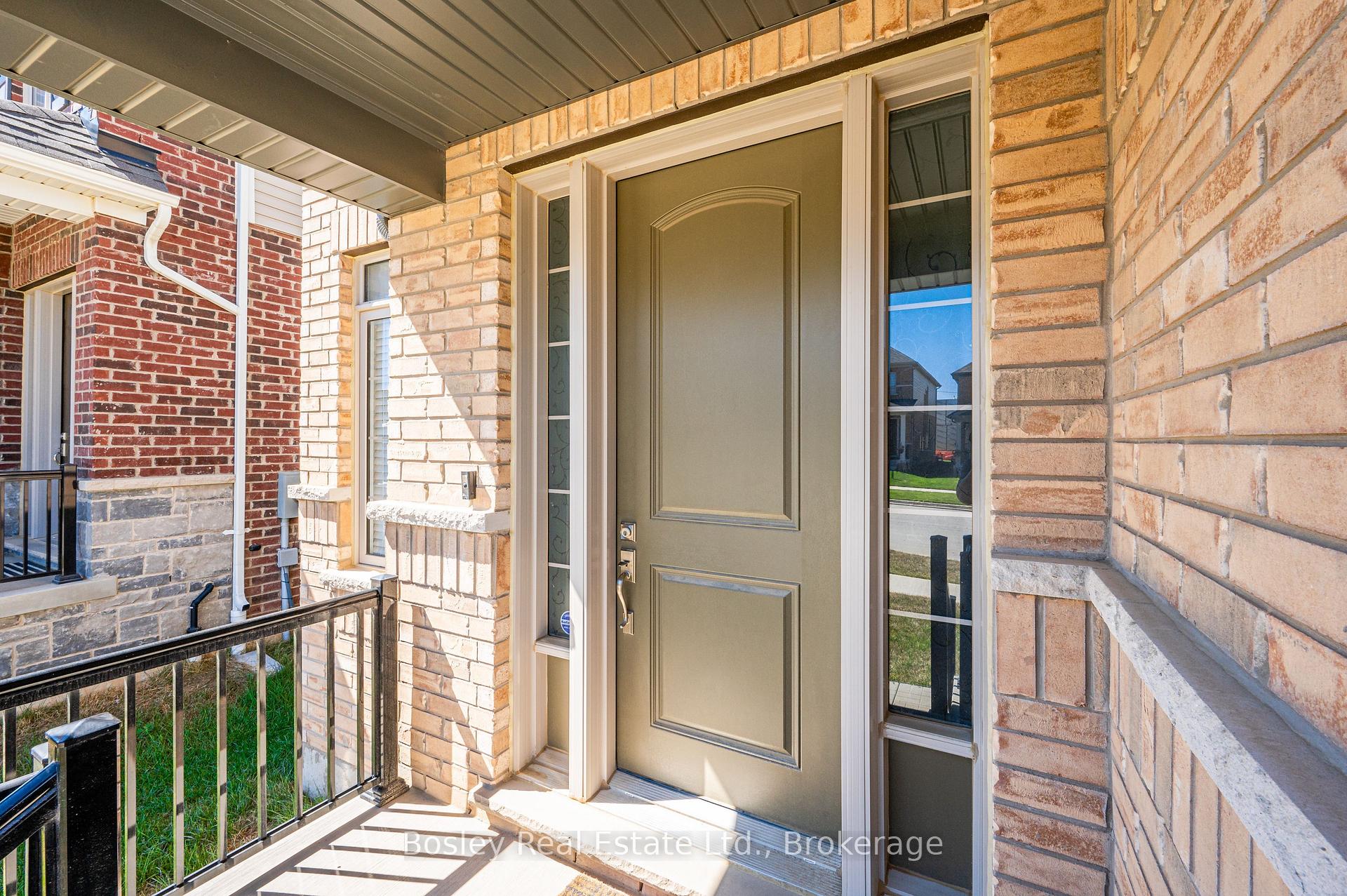 Photo 5 of 117 Haldimand Street, Kitchener, Huron Park — HOMEH