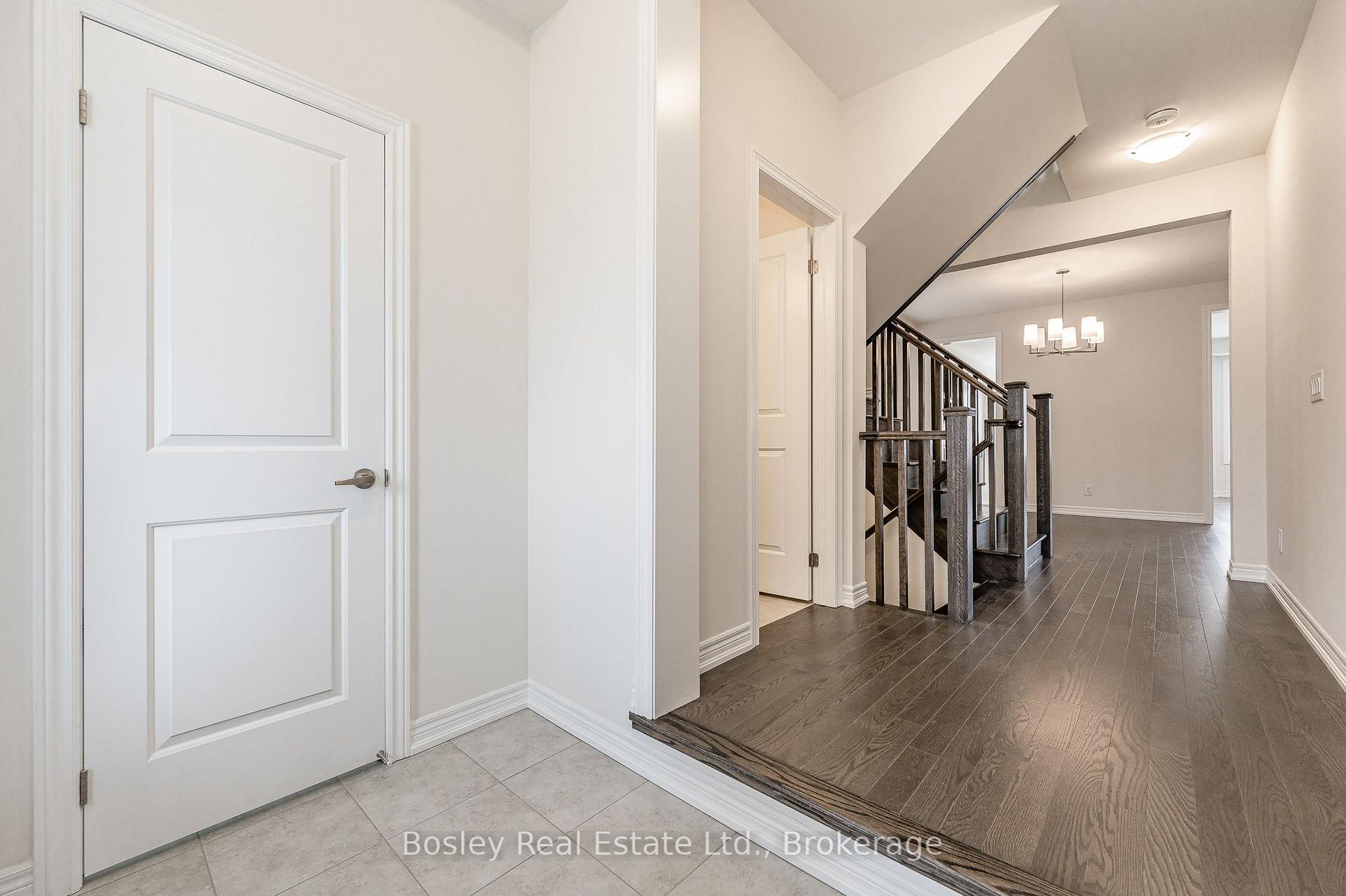 Photo 7 of 117 Haldimand Street, Kitchener, Huron Park — HOMEH