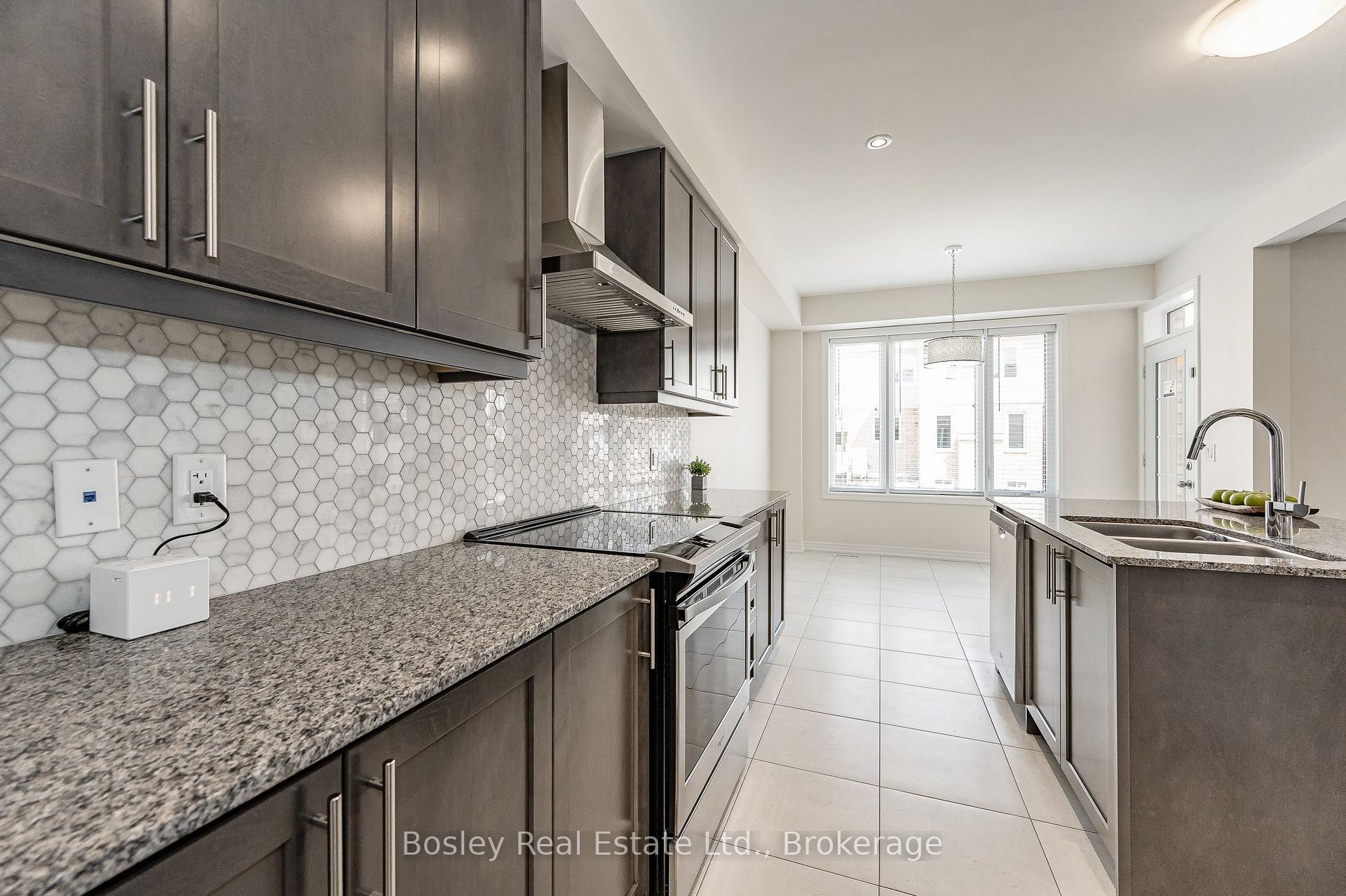 Photo 20 of 117 Haldimand Street, Kitchener, Huron Park — HOMEH